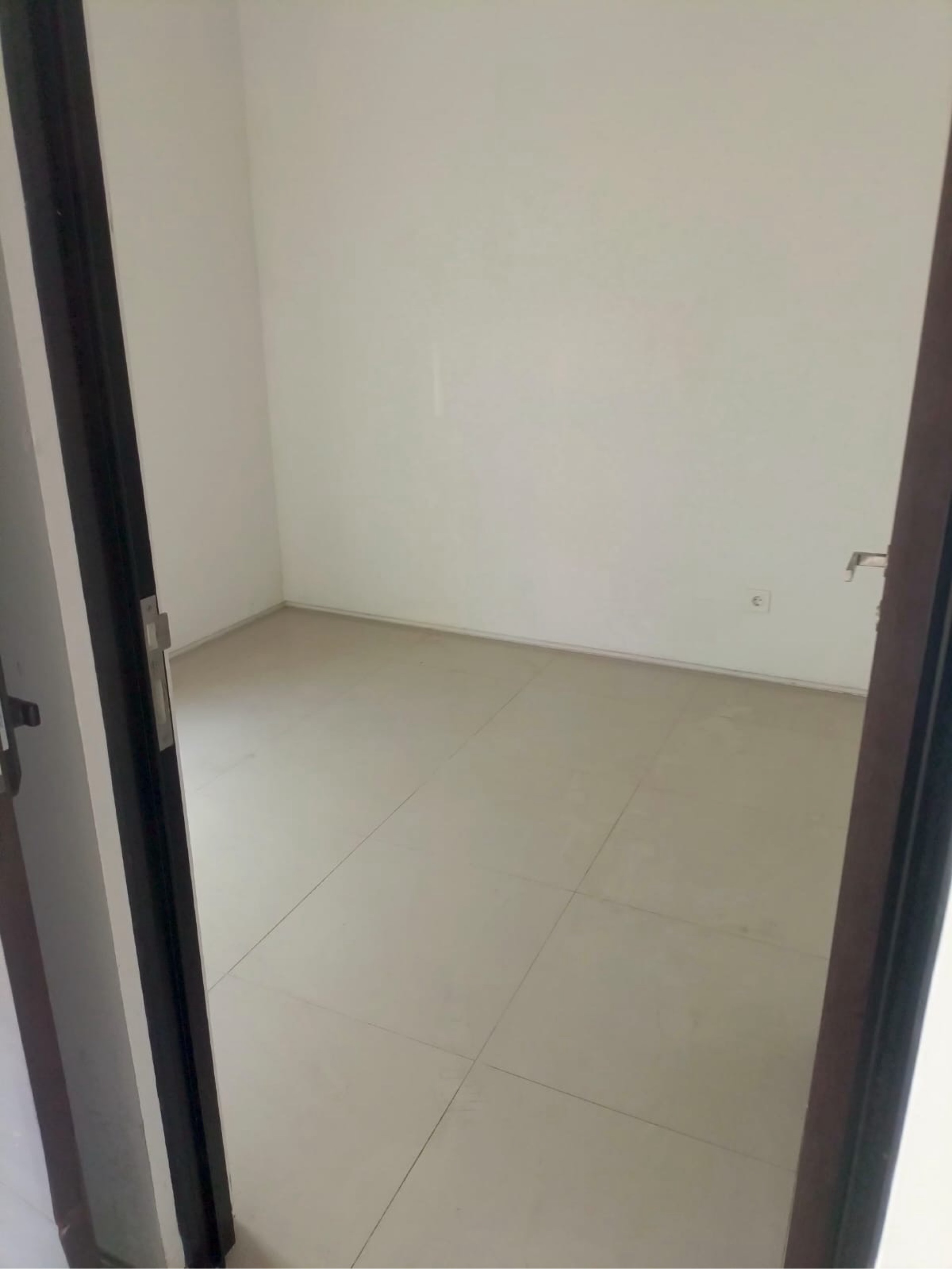 Rumah Dijual di Jakarta Barat, foto 4 dari 10