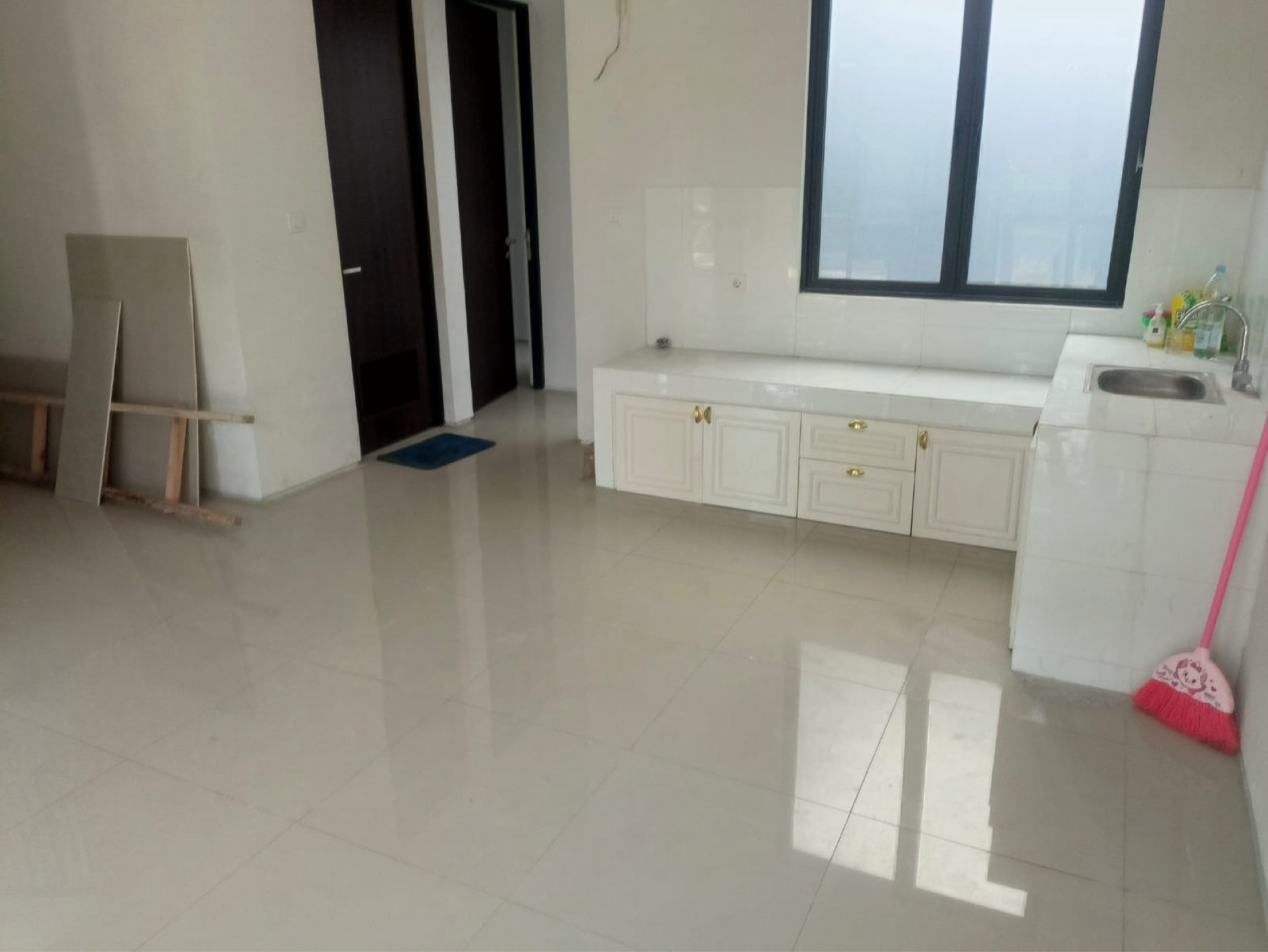Rumah Dijual di Jakarta Barat, foto 7 dari 10