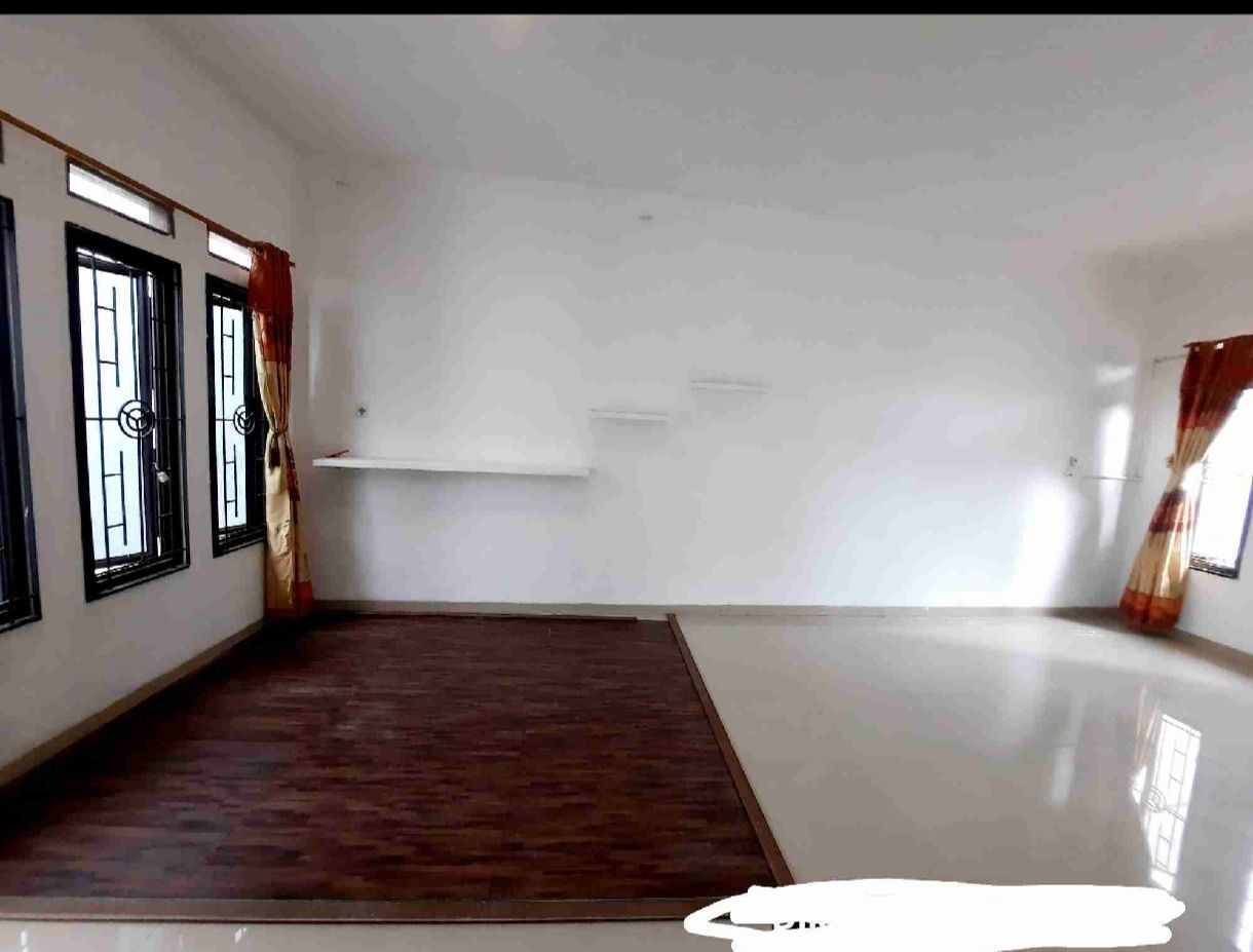 Rumah Dijual di Jakarta Barat, foto 2 dari 8