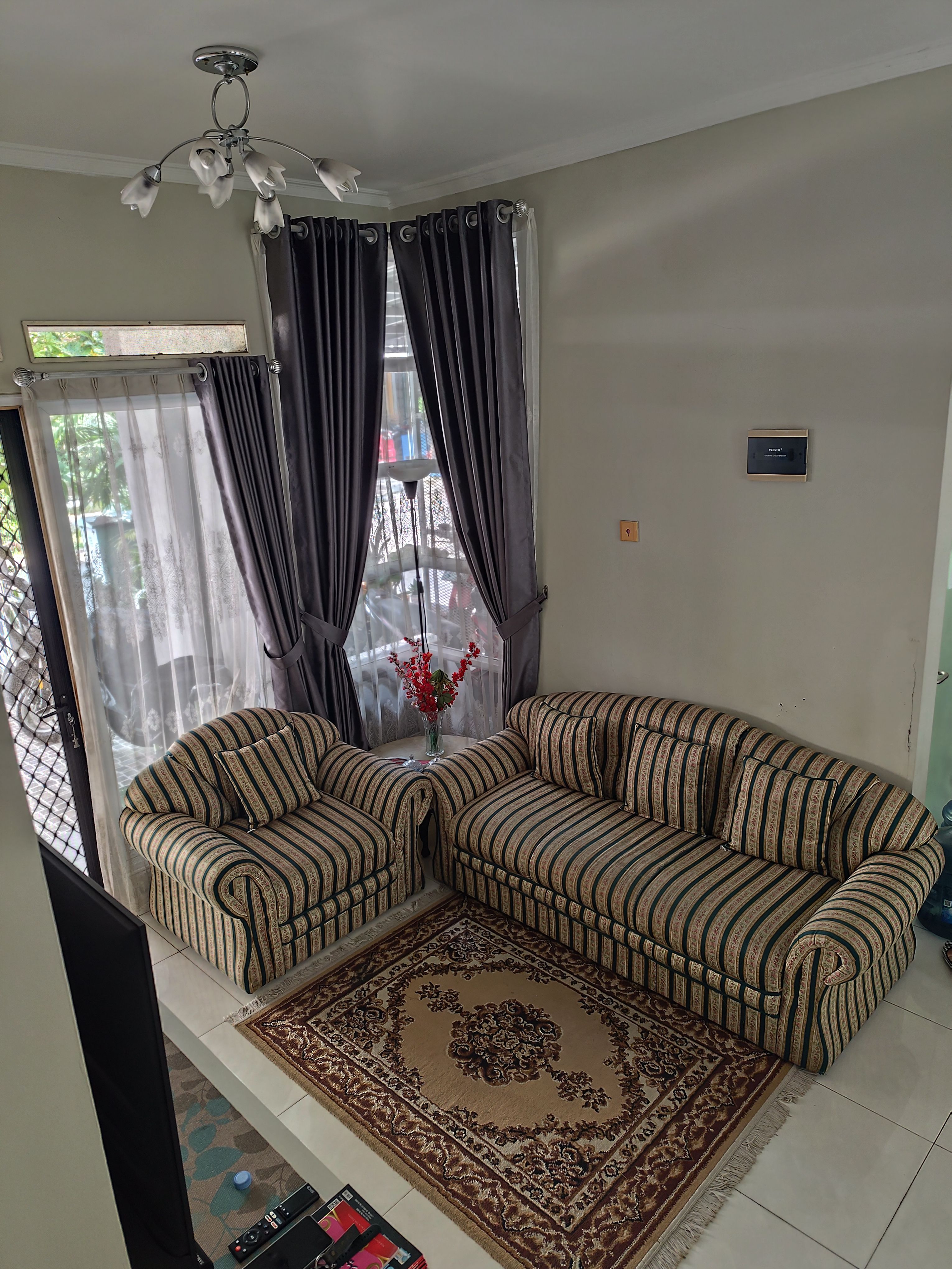 Rumah Dijual di Jakarta Timur, foto 2 dari 10