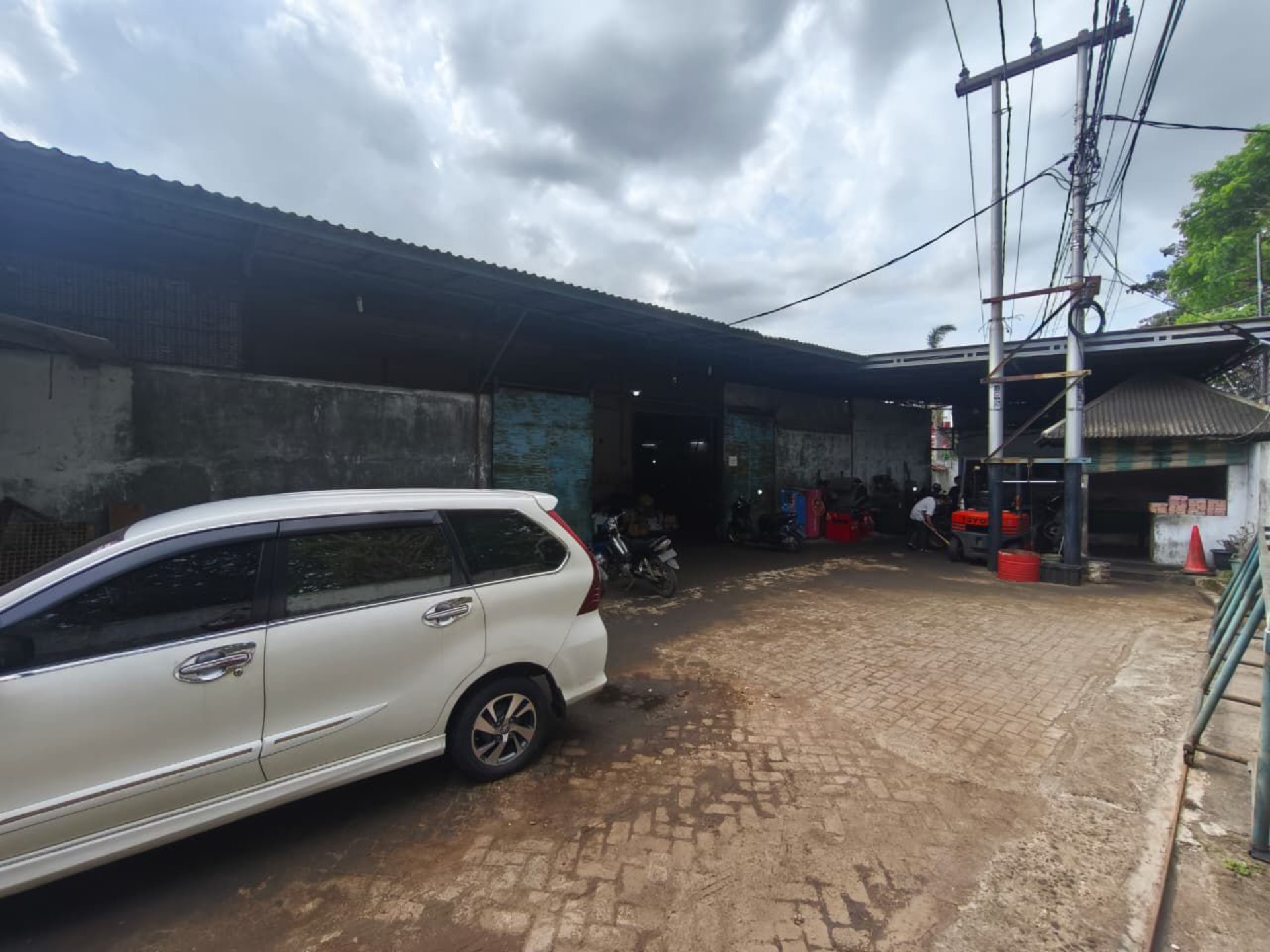 Gudang Dijual di Tangerang, foto 2 dari 5