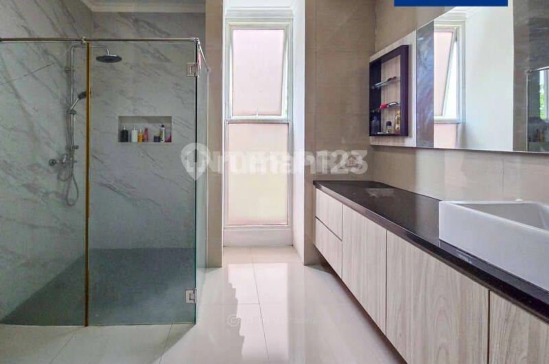 Rumah Dijual di Jakarta Barat, foto 3 dari 4