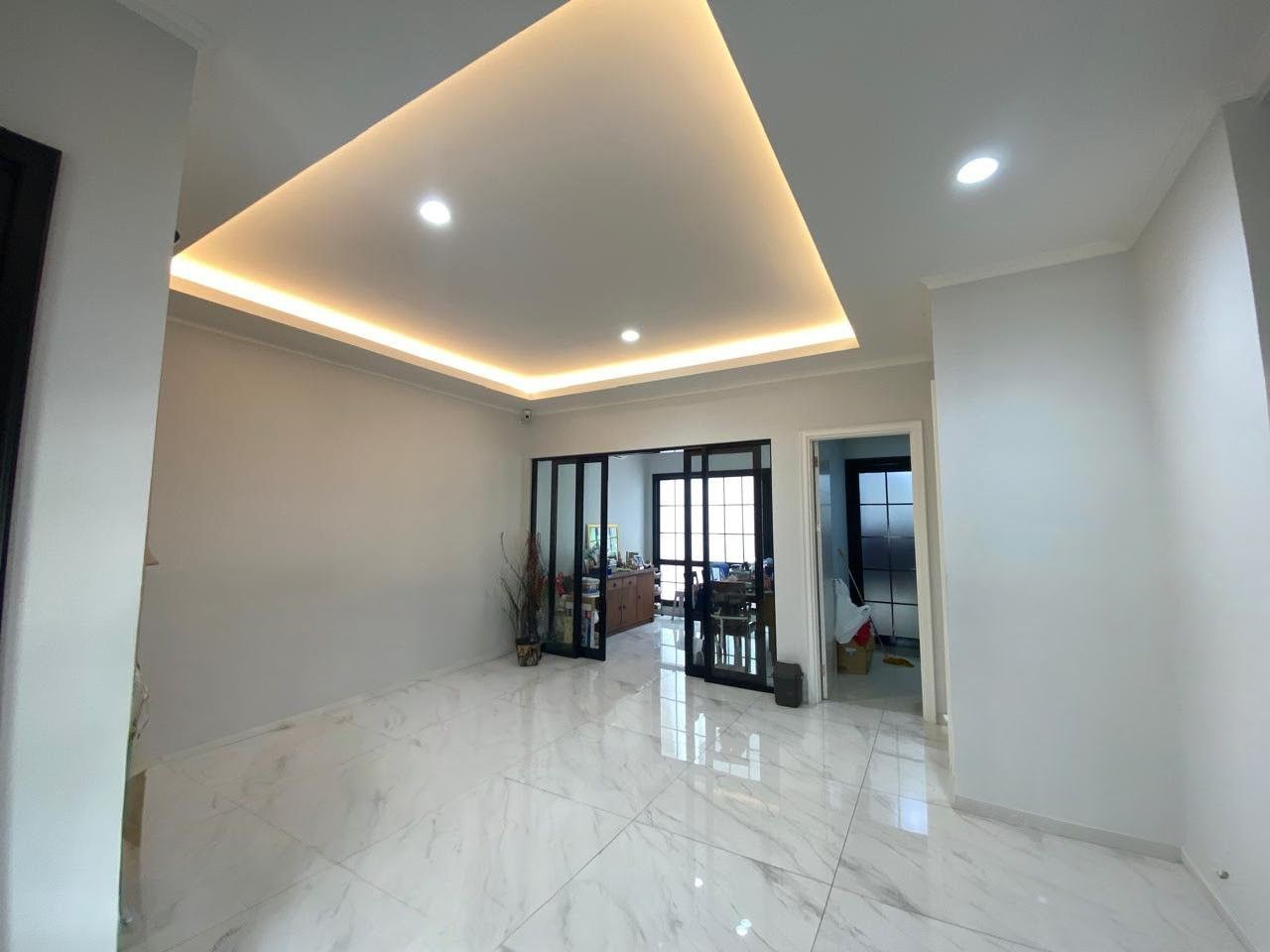 Rumah Dijual di Tangerang, foto 2 dari 8