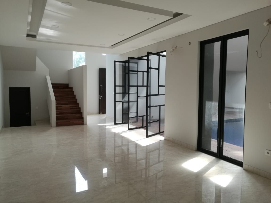 Rumah Dijual di Tangerang, foto 2 dari 8