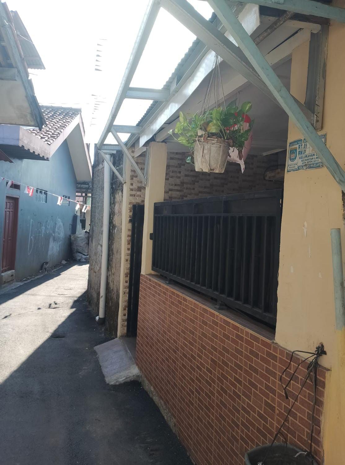 Rumah Dijual di Depok, foto 2 dari 4