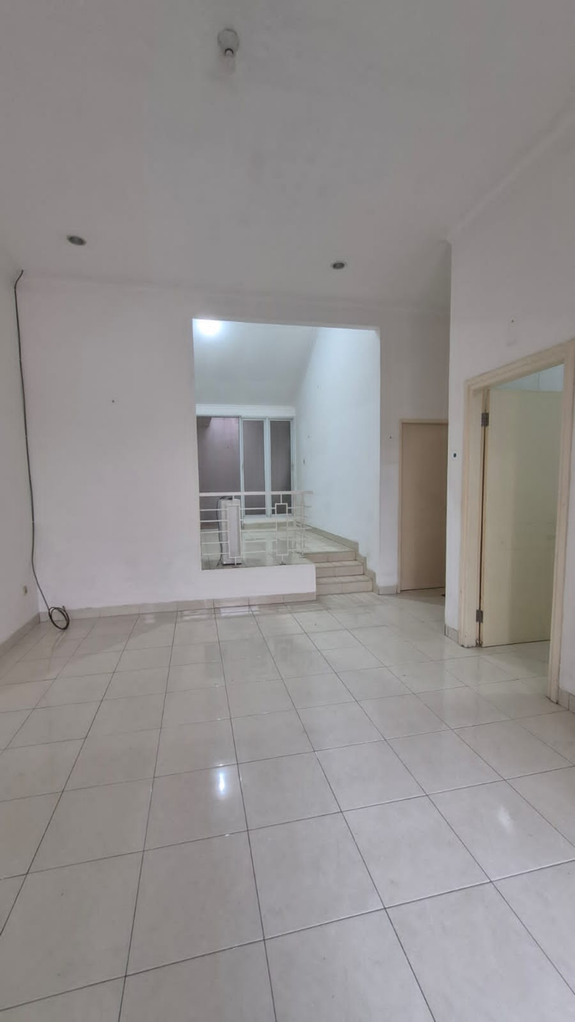 Rumah Dijual di Tangerang, foto 1 dari 10