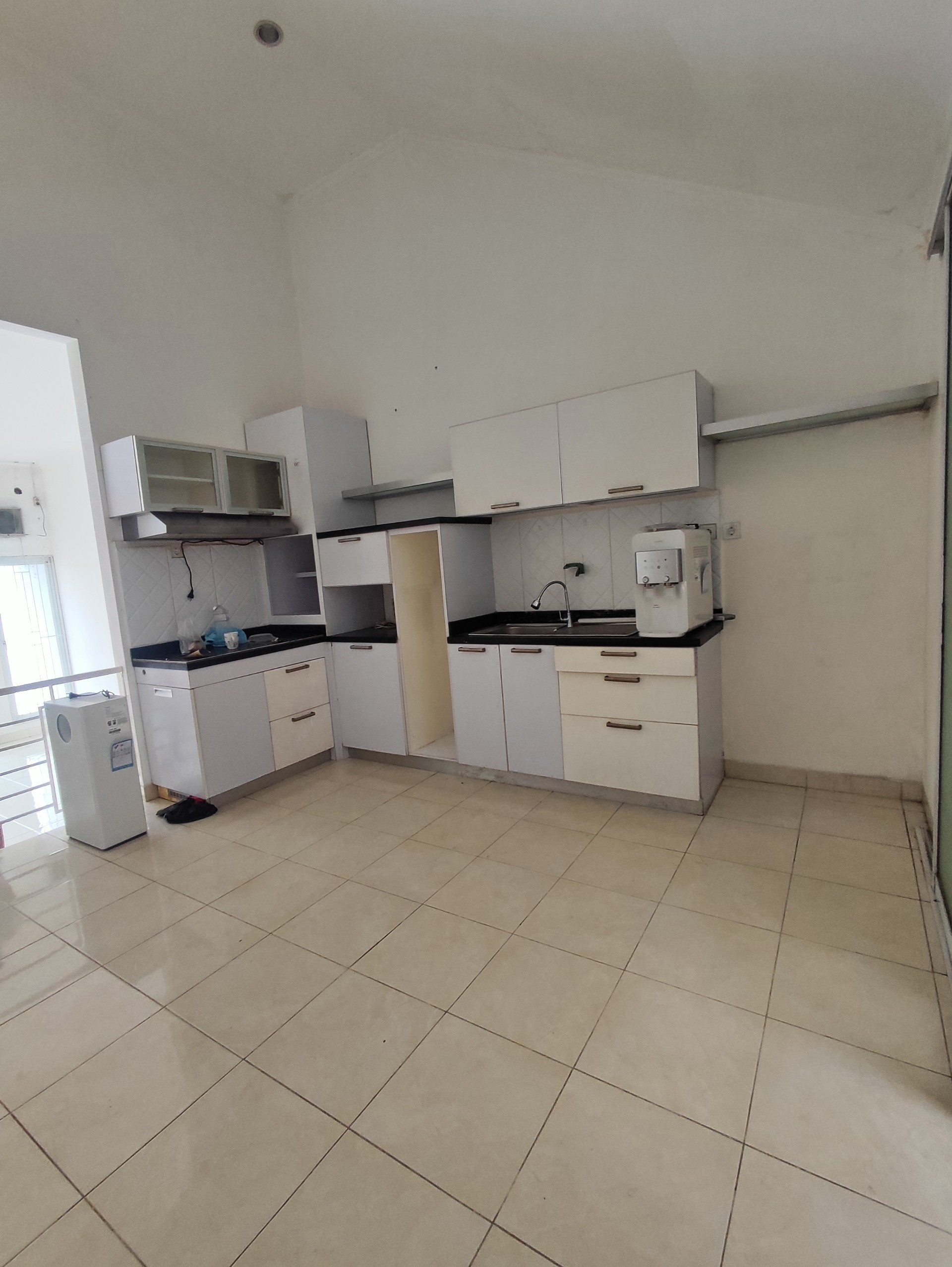Rumah Dijual di Tangerang, foto 1 dari 10
