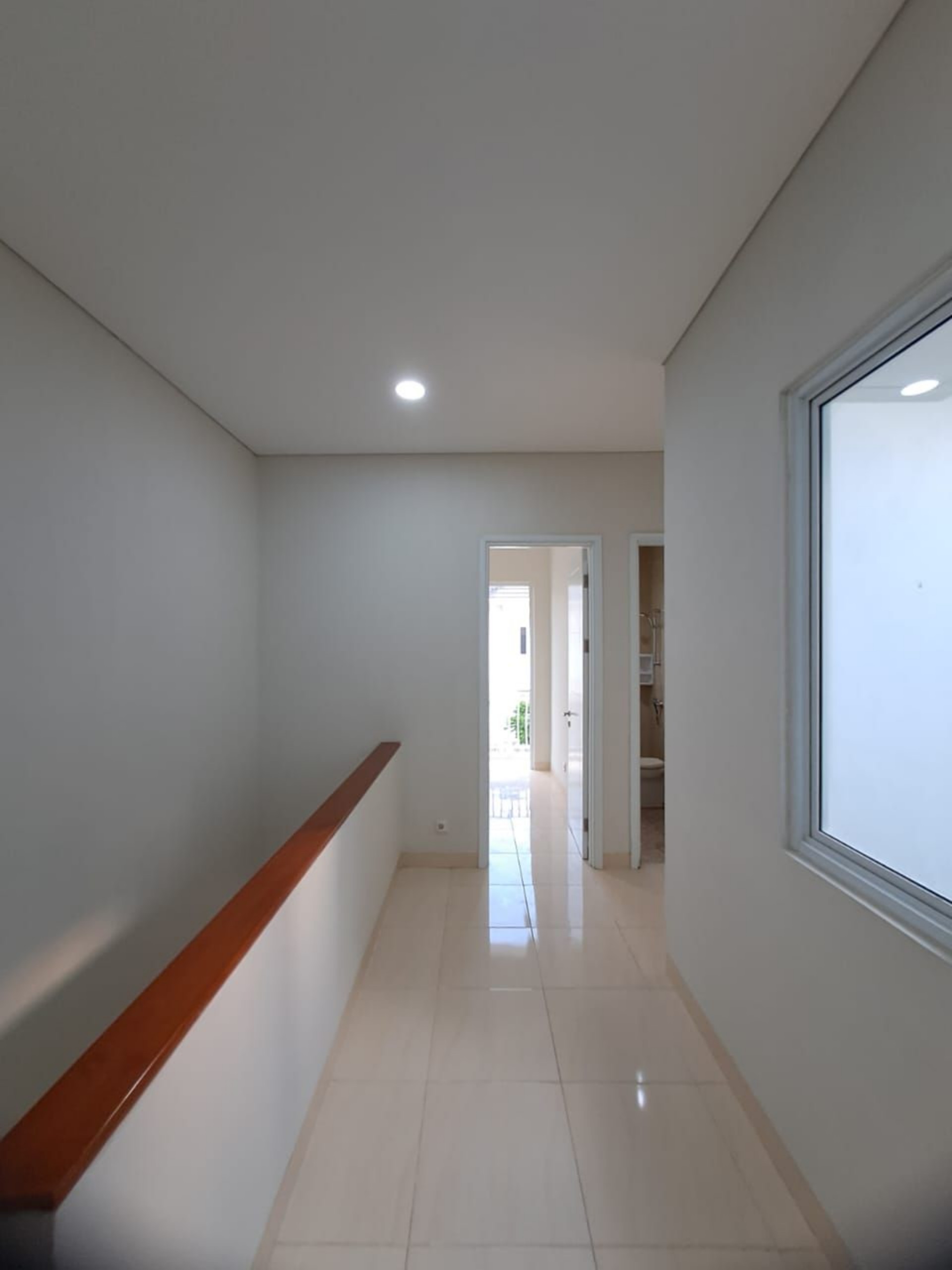 Rumah Dijual di Tangerang, foto 1 dari 10