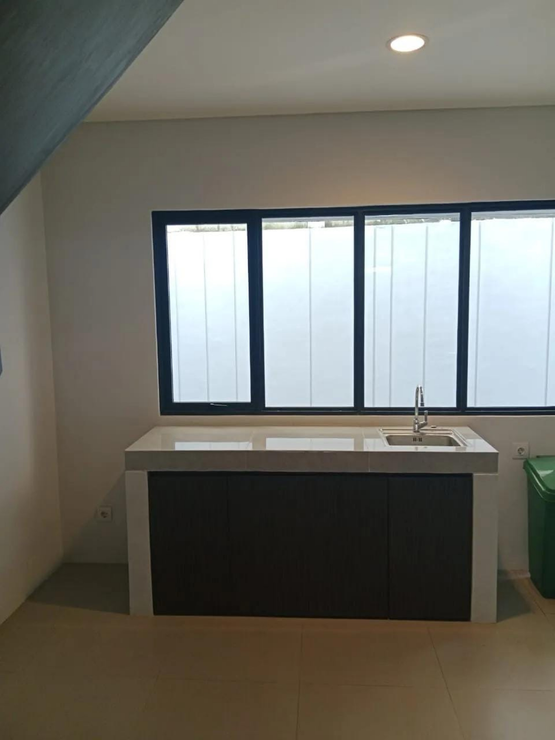 Rumah Disewa di Tangerang, foto 3 dari 4