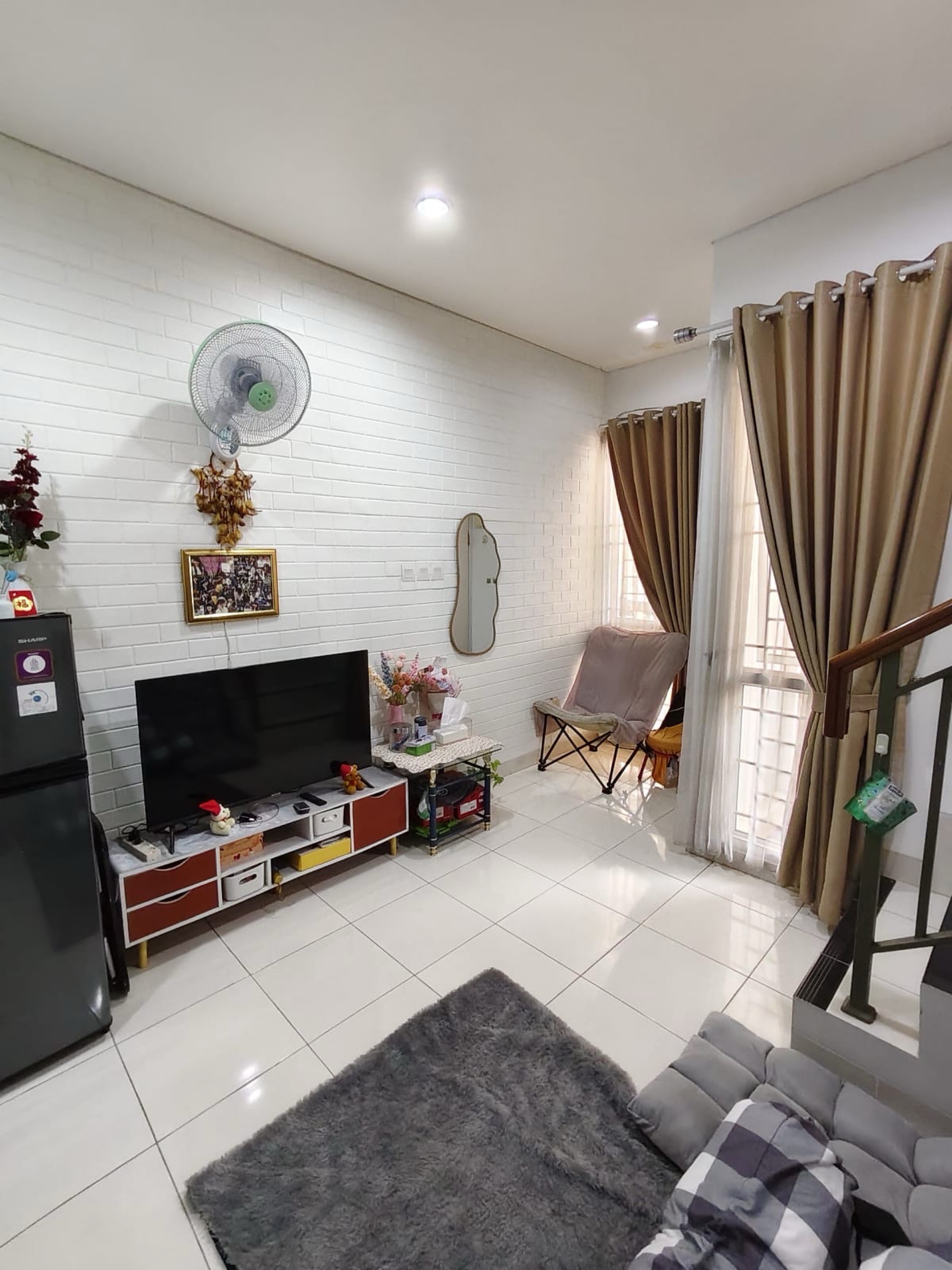 Rumah Disewa di Tangerang, foto 3 dari 9