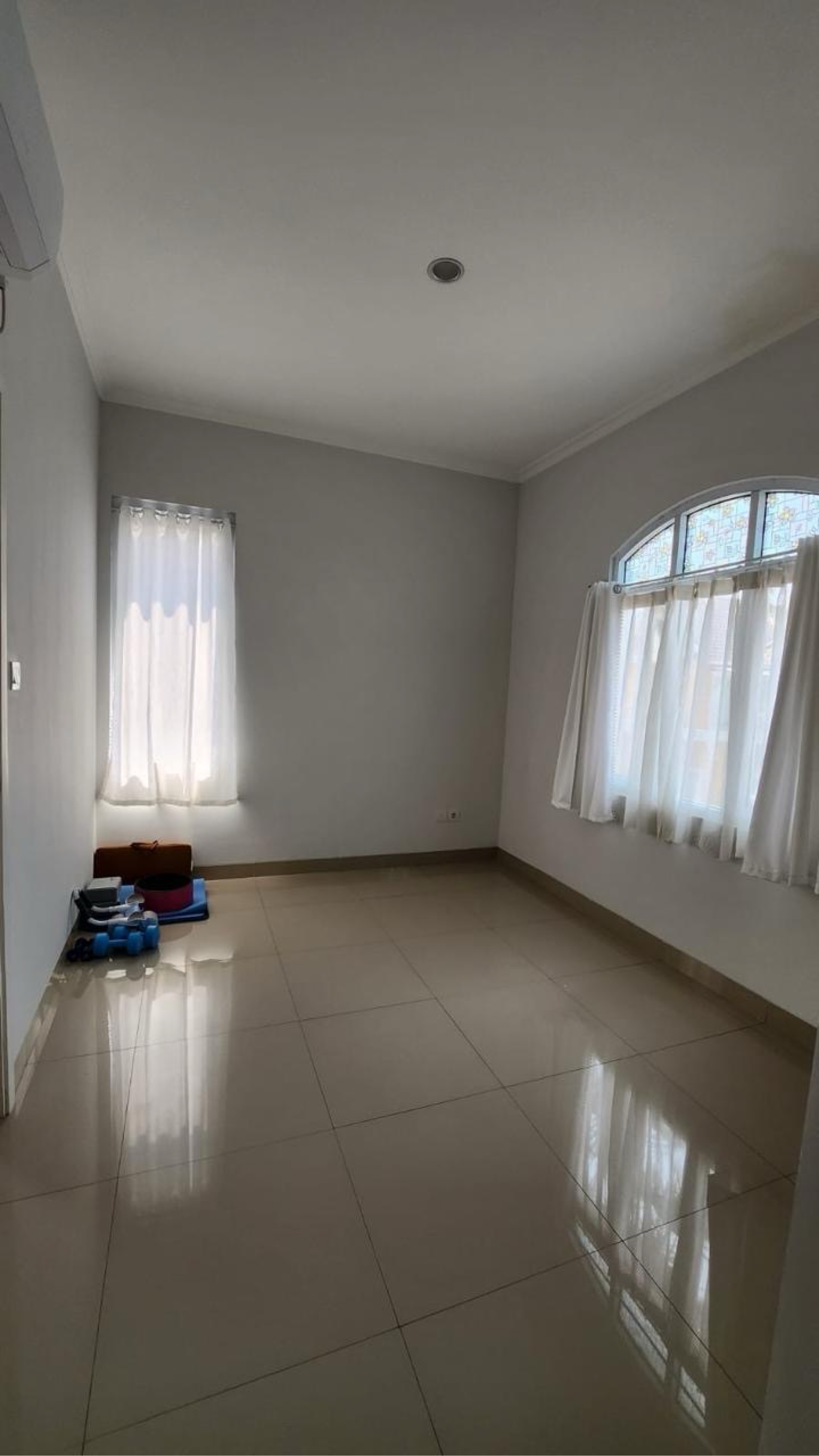 Rumah Disewa di Tangerang, foto 5 dari 10