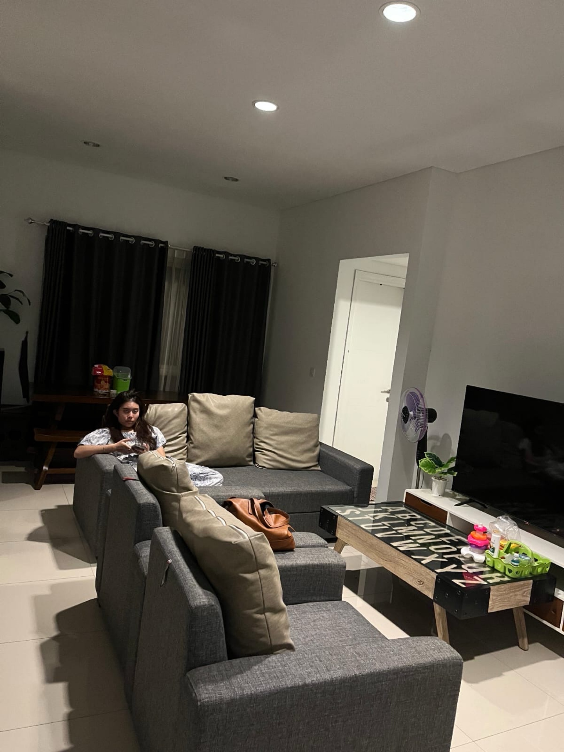 Rumah Disewa di Tangerang, foto 7 dari 9