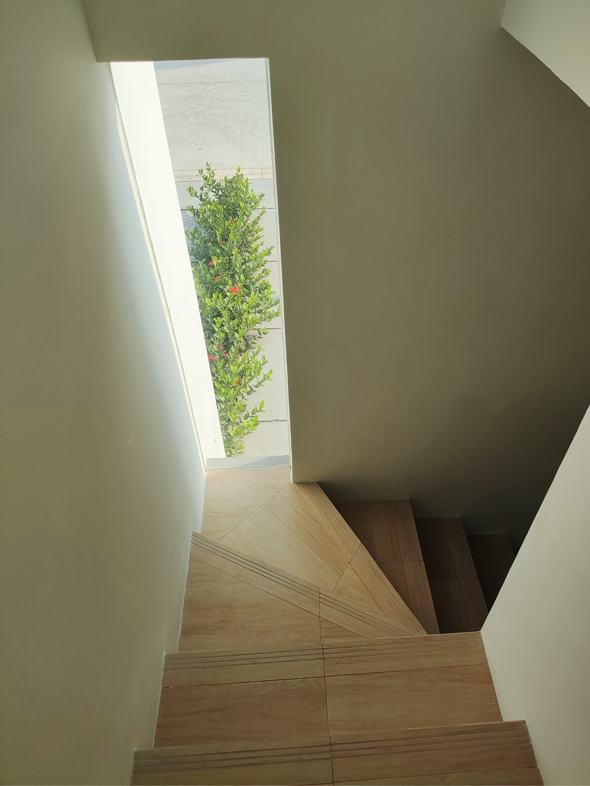 Rumah Disewa di Tangerang, foto 4 dari 10