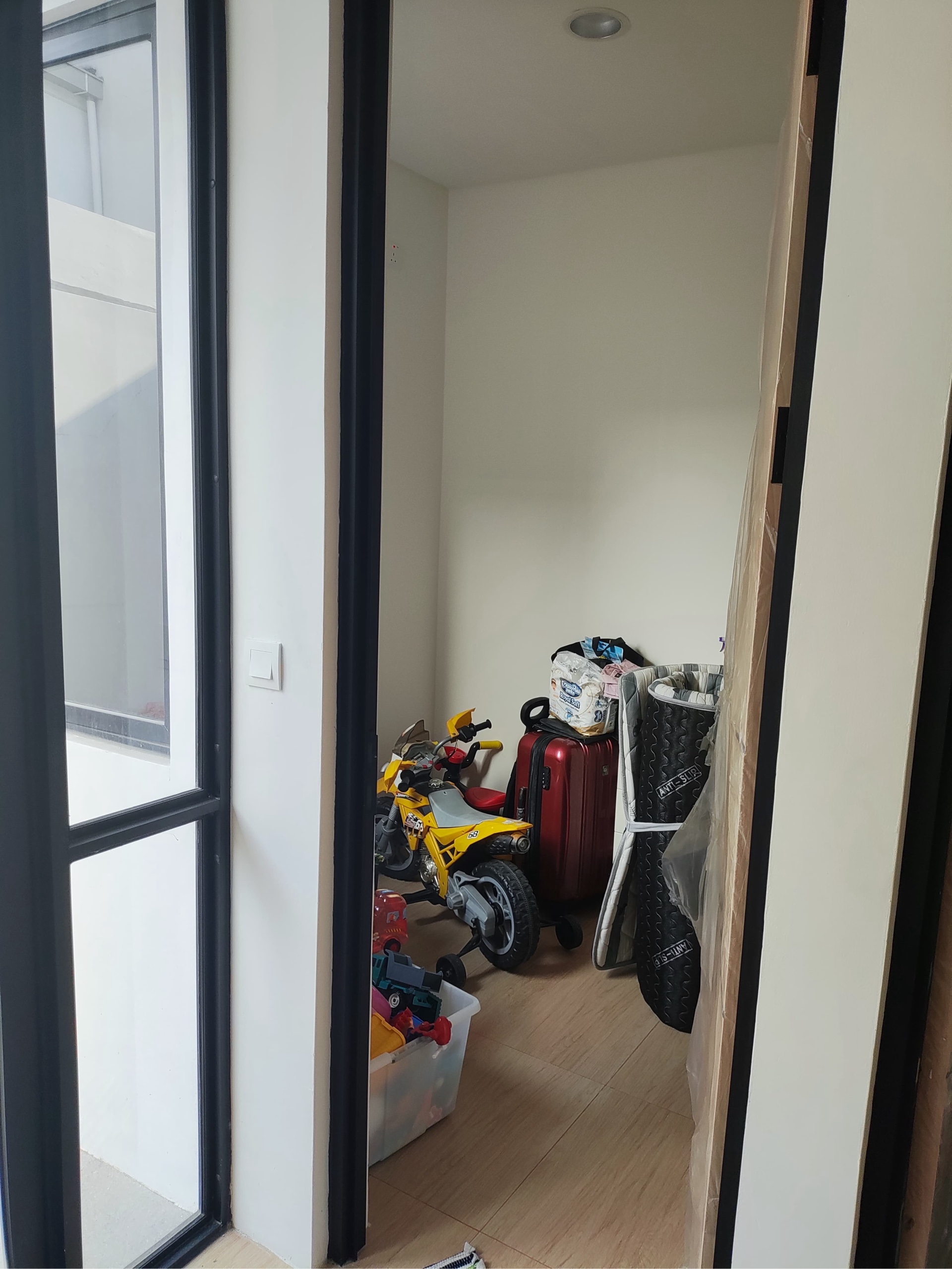 Rumah Disewa di Tangerang, foto 3 dari 10