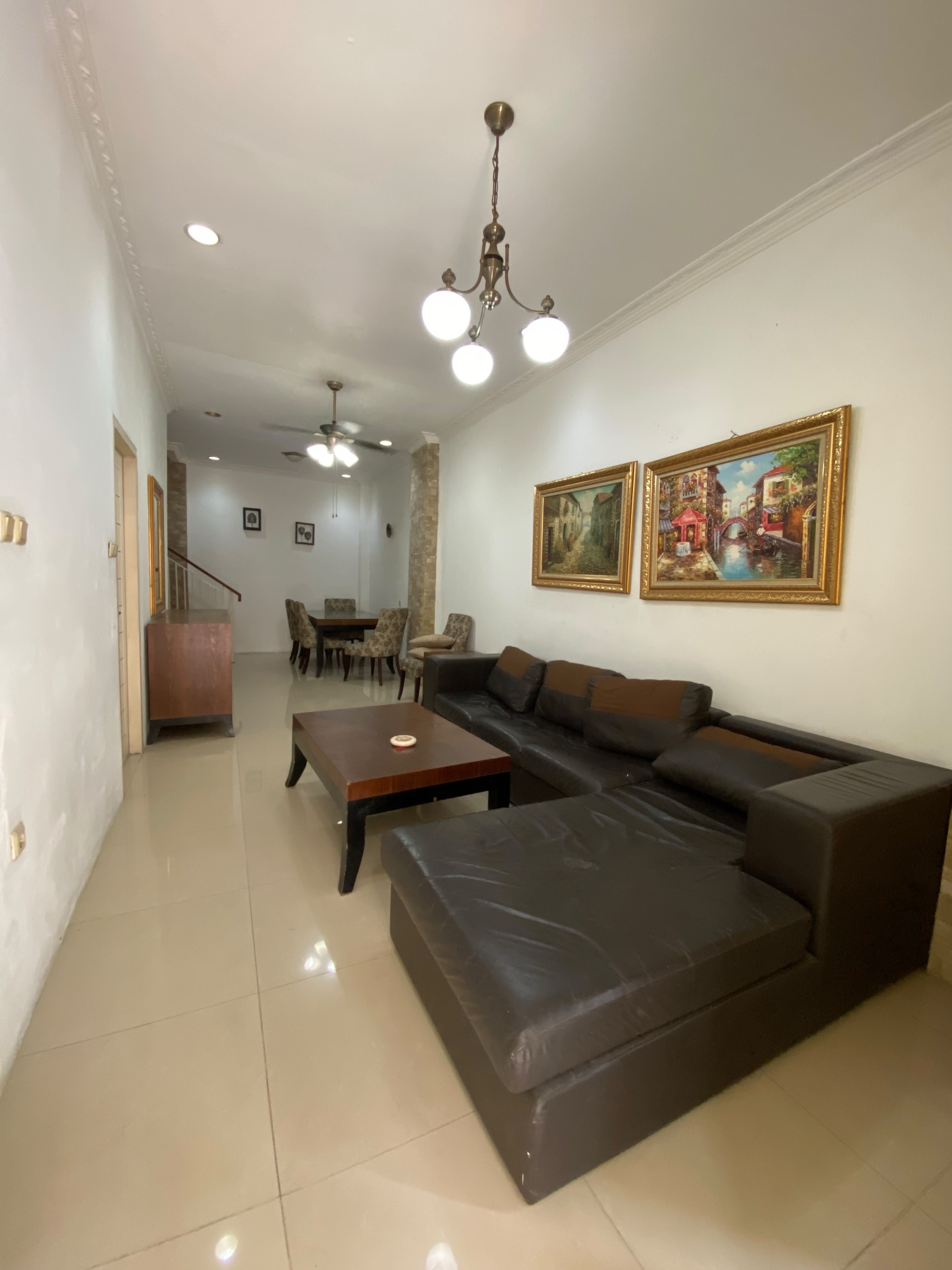 Rumah Disewa di Tangerang, foto 2 dari 10