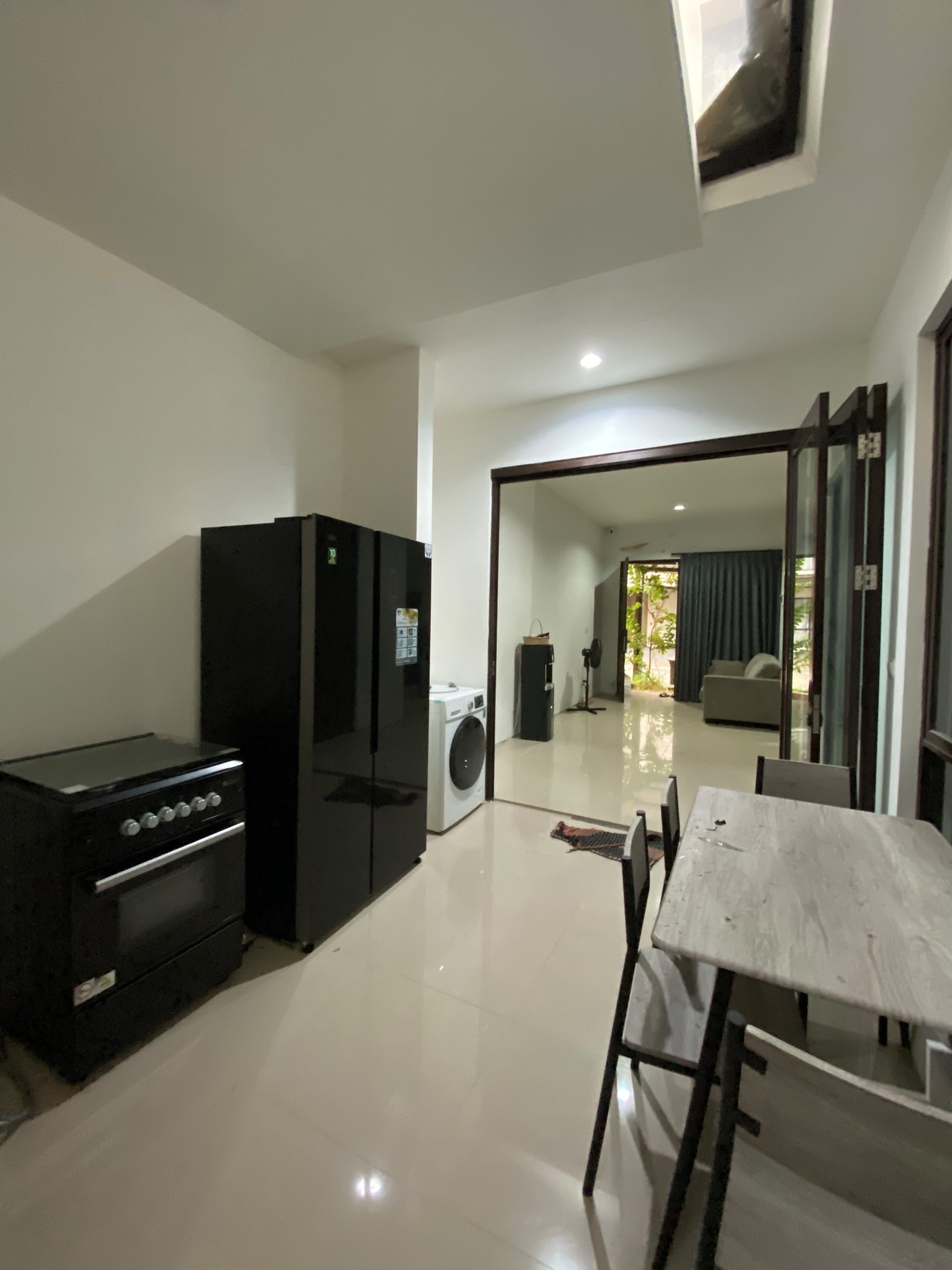 Rumah Disewa di Tangerang, foto 3 dari 10