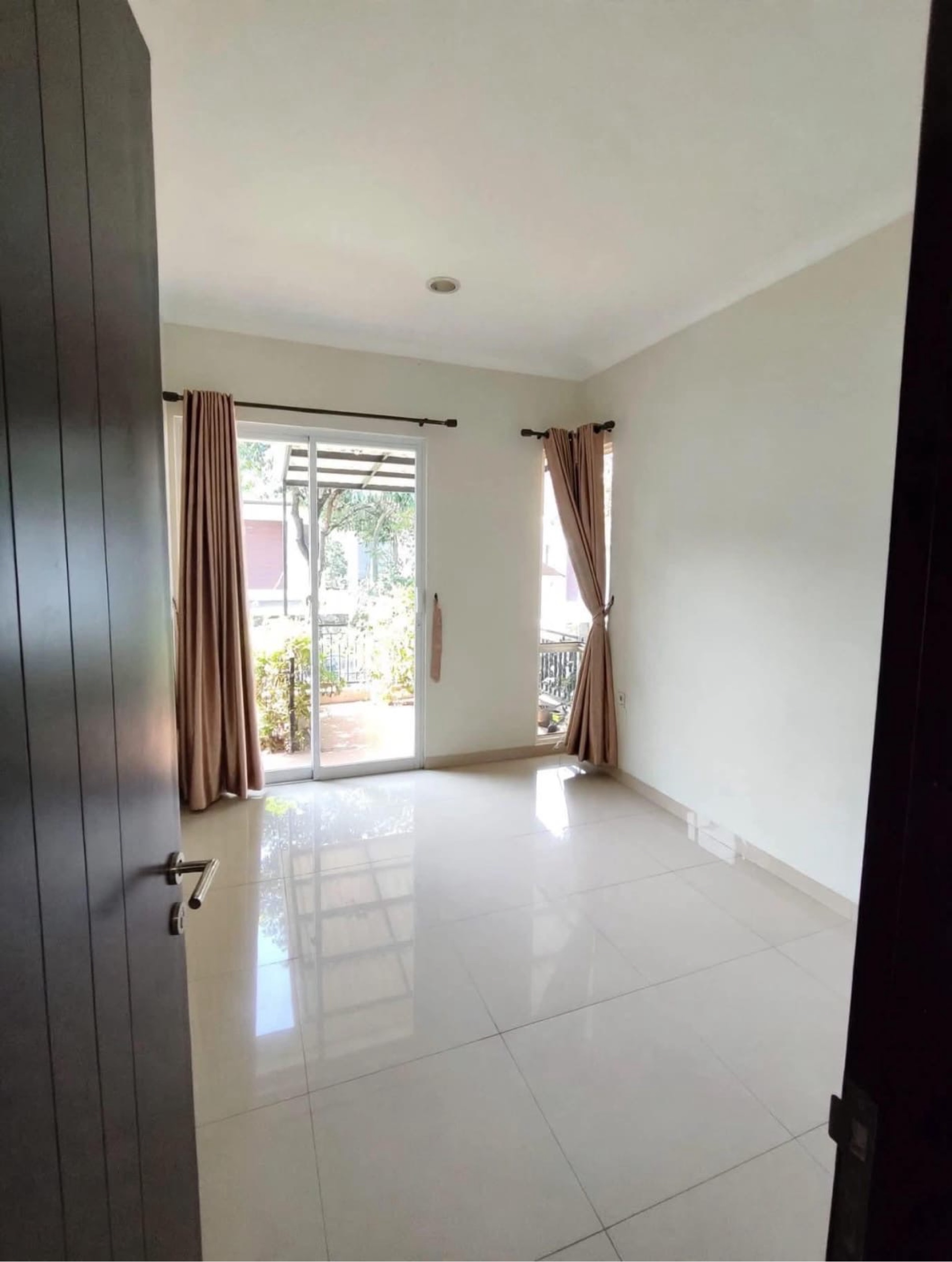 Rumah Dijual di Tangerang, foto 4 dari 10