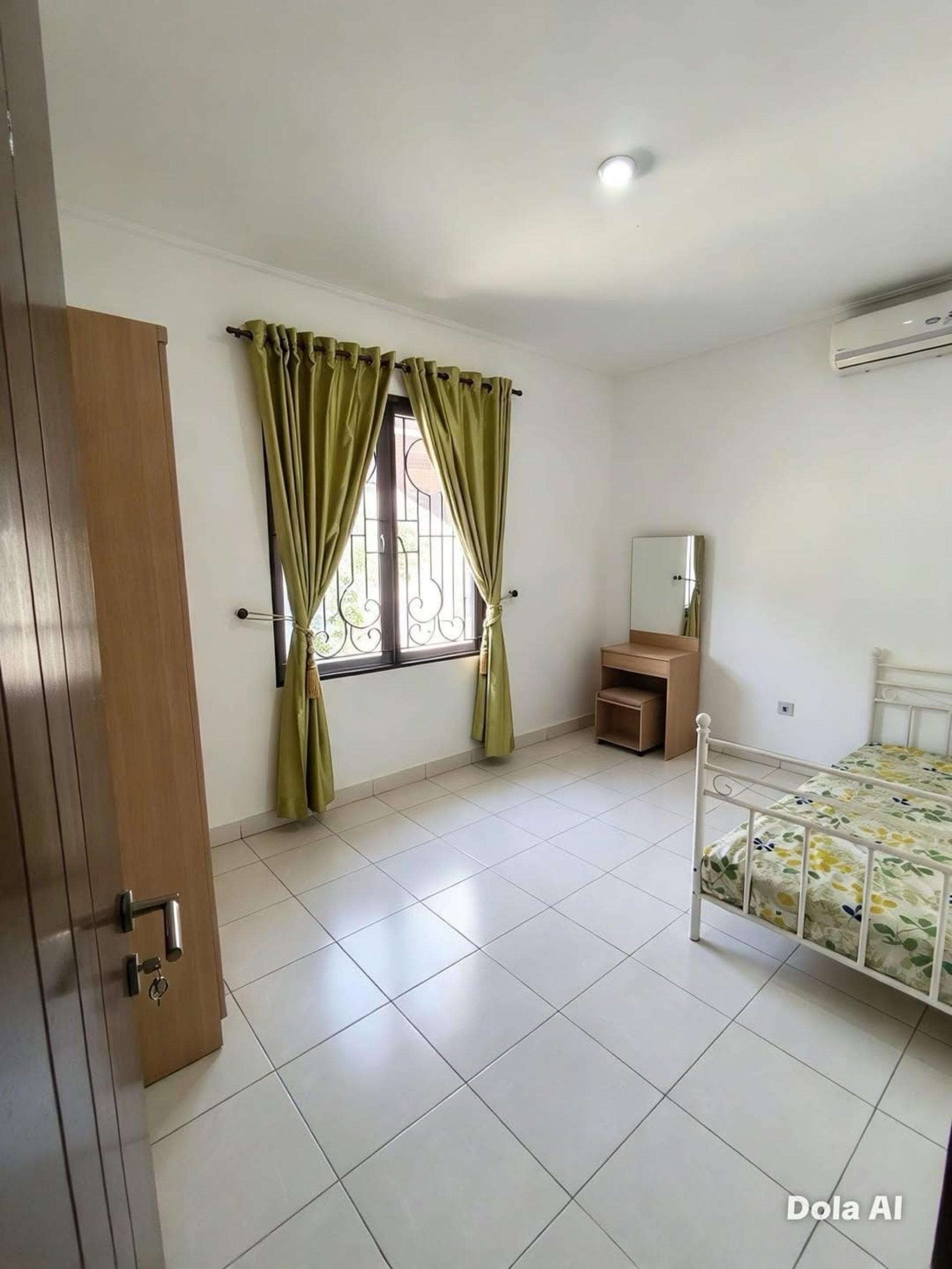 Rumah Disewa di Tangerang, foto 3 dari 10