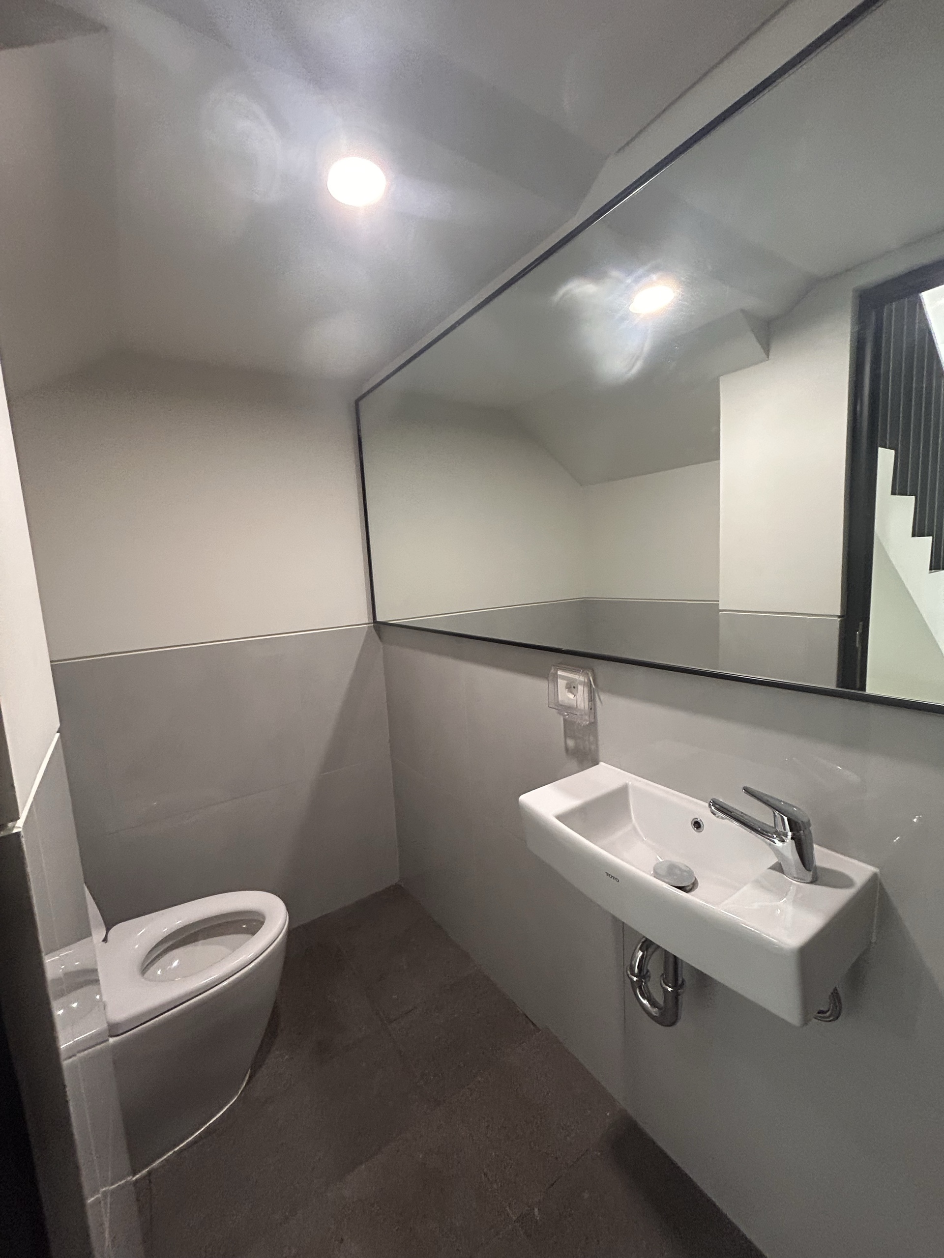 Rumah Disewa di Tangerang, foto 7 dari 10