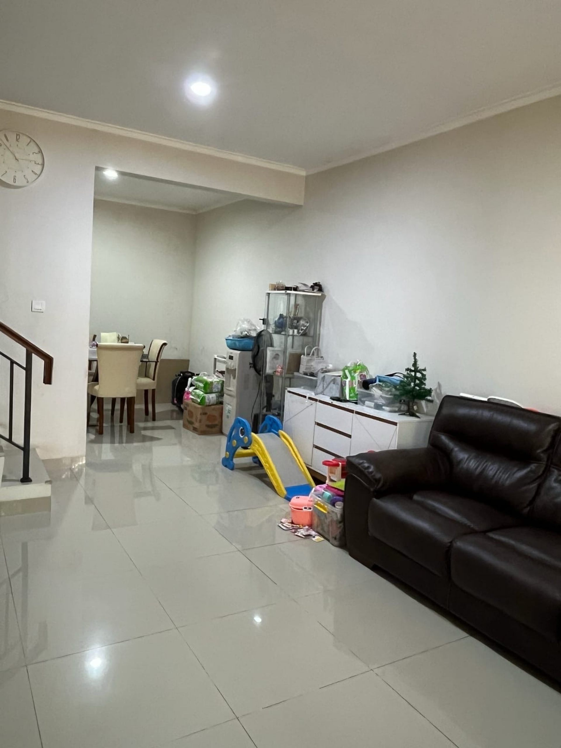 Rumah Dijual di Tangerang, foto 2 dari 5