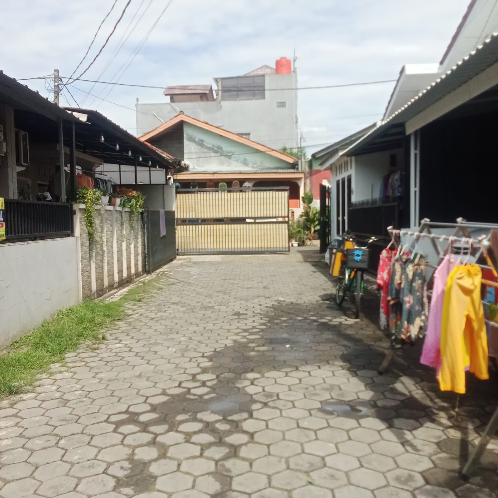 Rumah Dijual di Jatikramat, Pondok Gede Bekasi, foto 2 dari 10