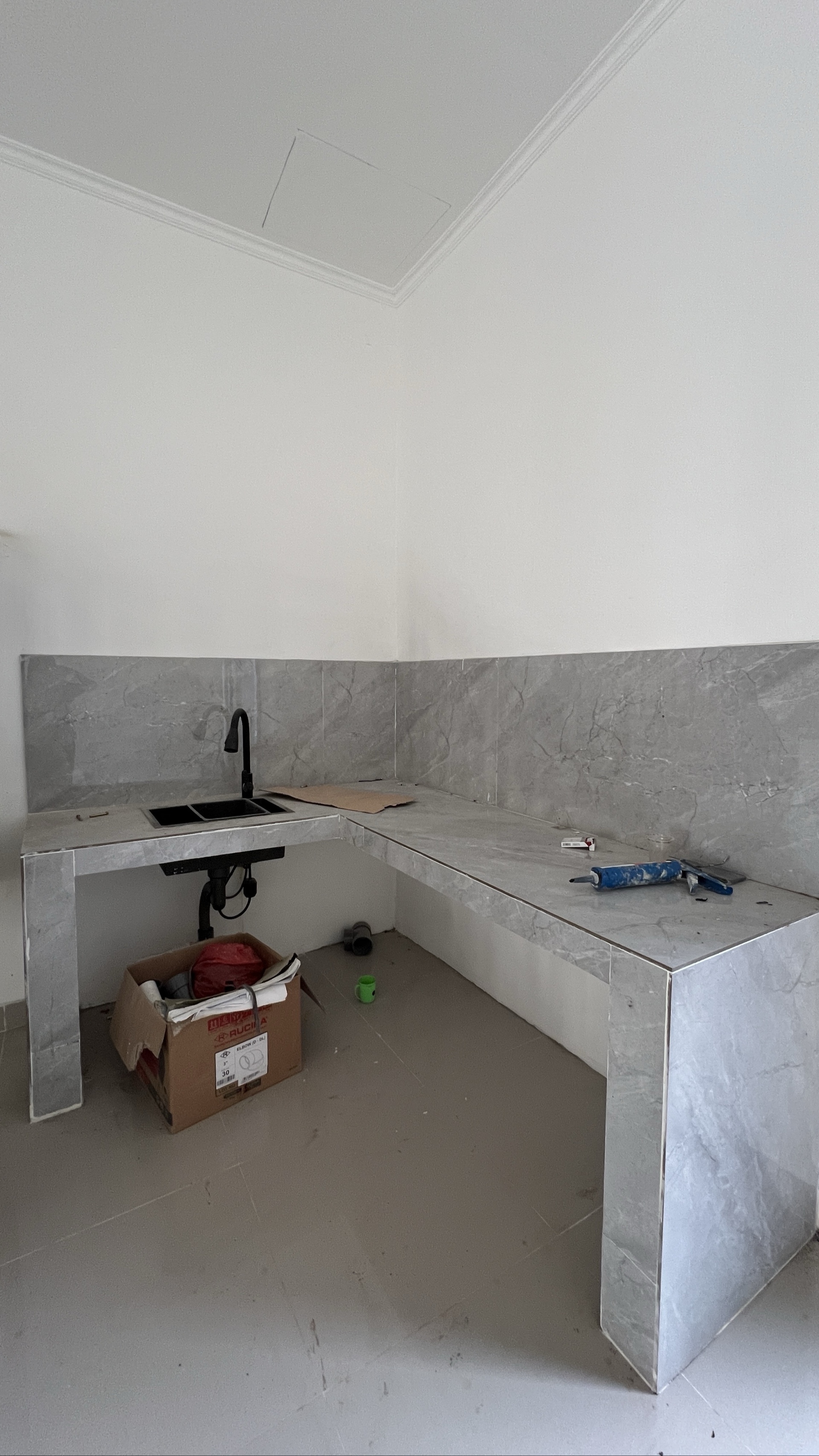 Rumah Dijual di Jakarta Barat, foto 1 dari 10