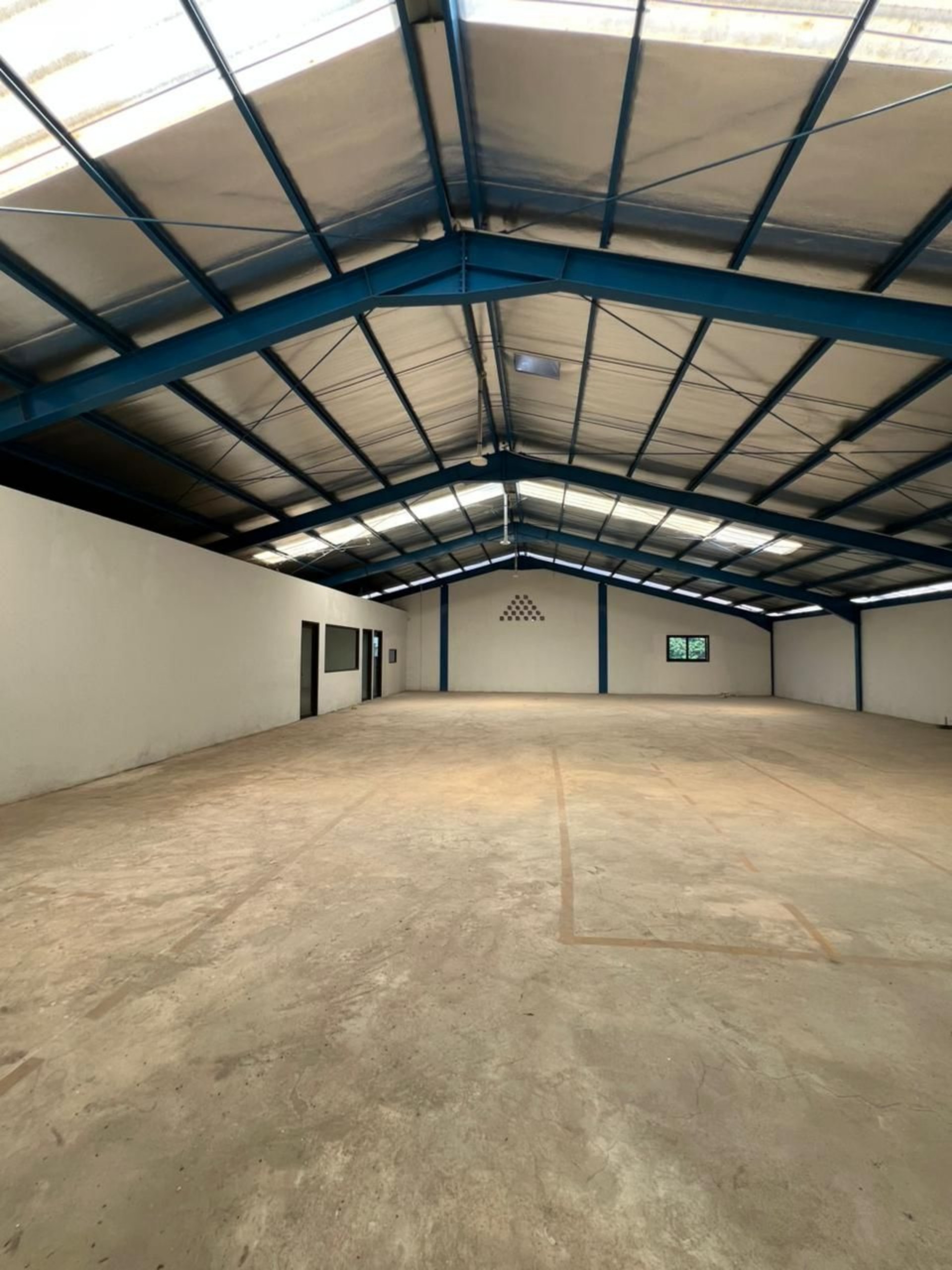 Gudang Dijual di Tangerang, foto 1 dari 10