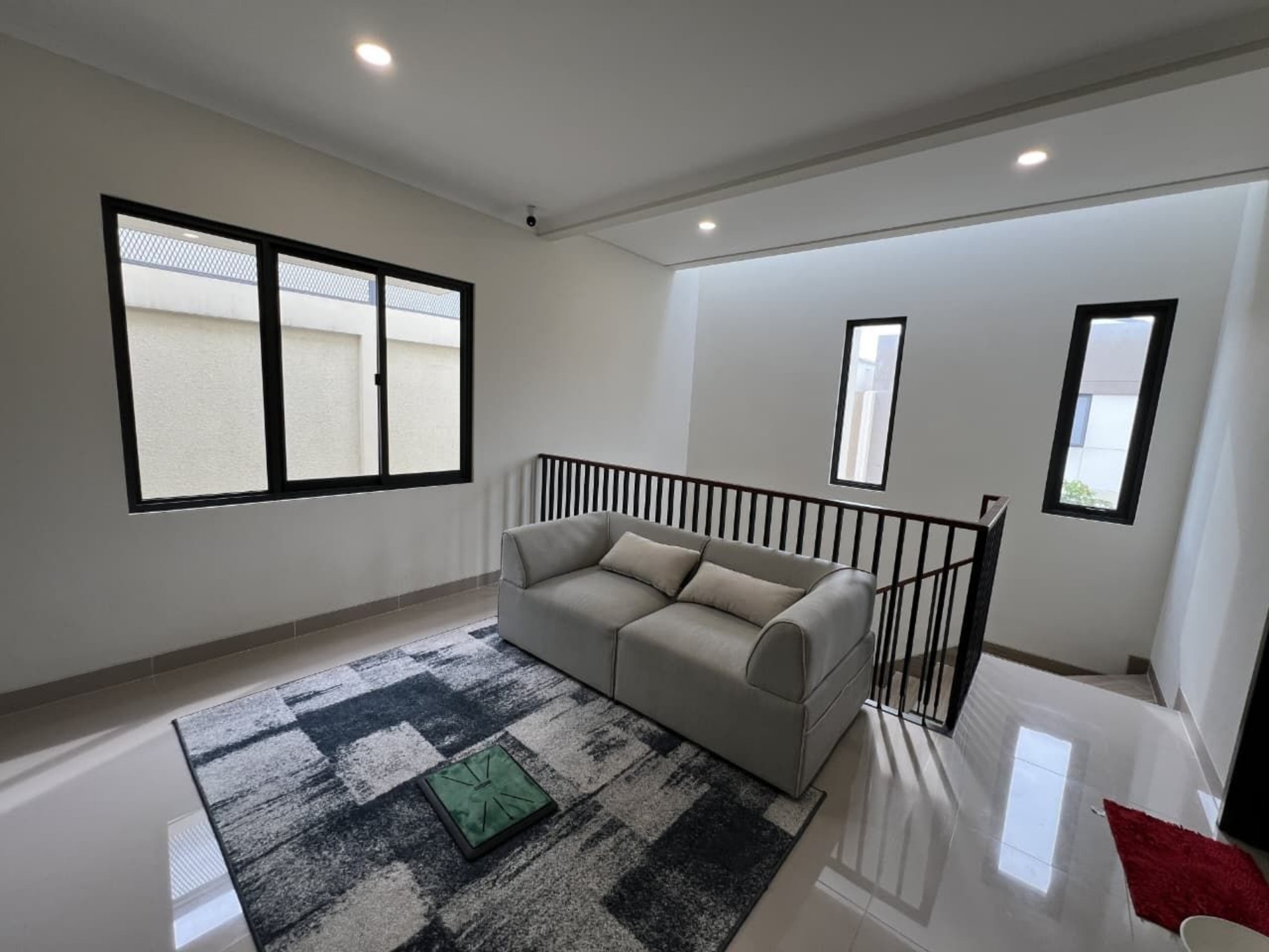 Rumah Dijual di Tangerang, foto 1 dari 7