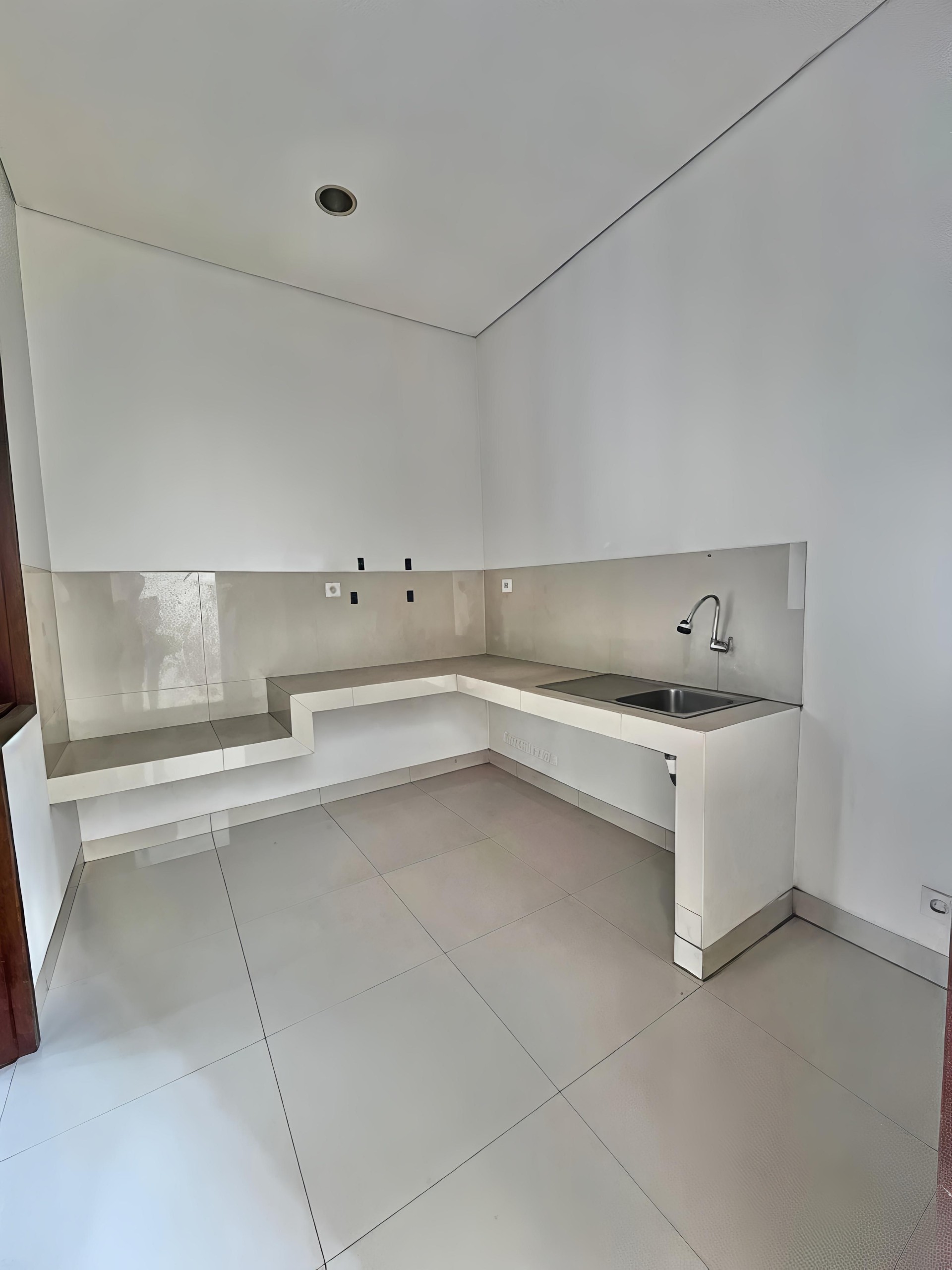 Rumah Dijual di Tangerang, foto 1 dari 10