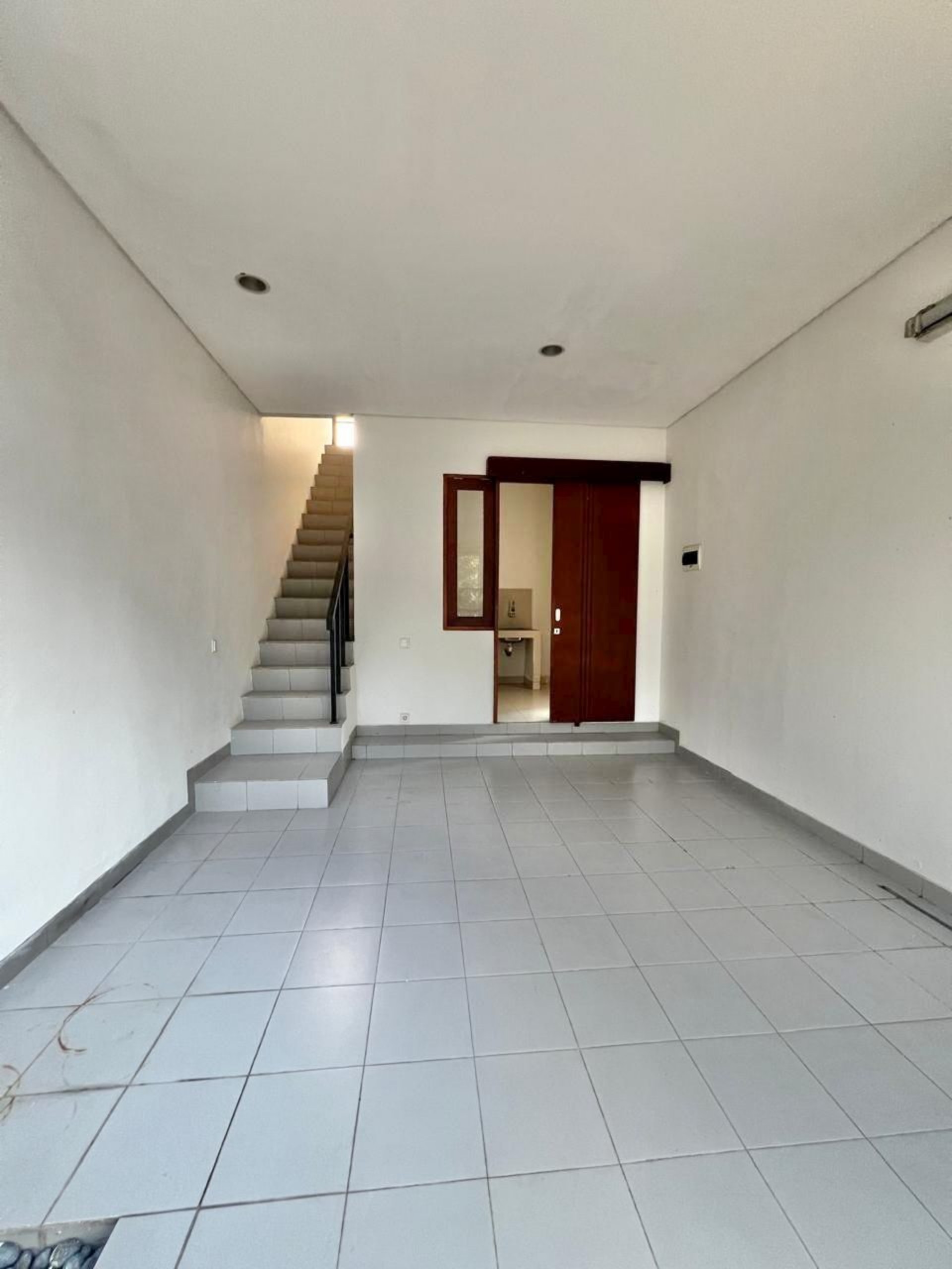 Rumah Dijual di Tangerang, foto 1 dari 10