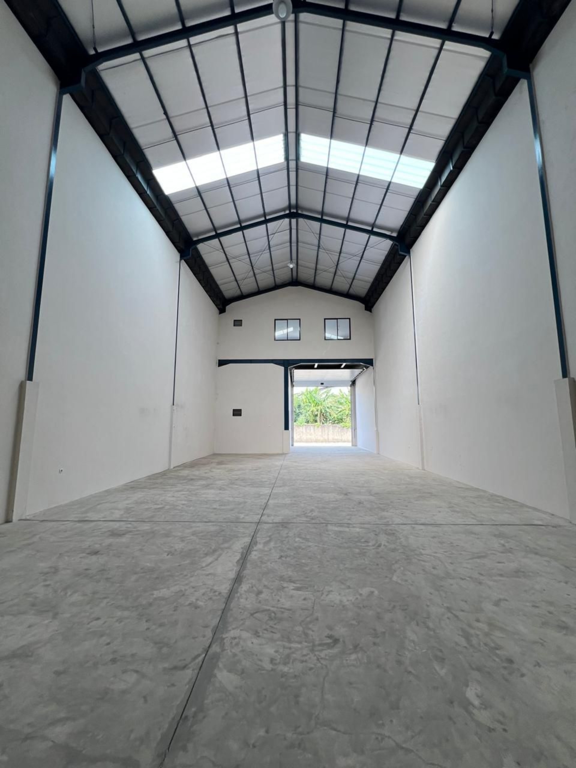 Gudang Disewa di Tangerang, foto 1 dari 10