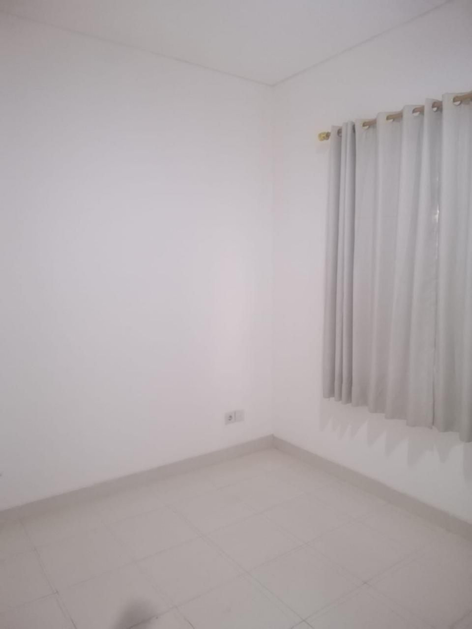 Rumah Disewa di Tangerang, foto 3 dari 10
