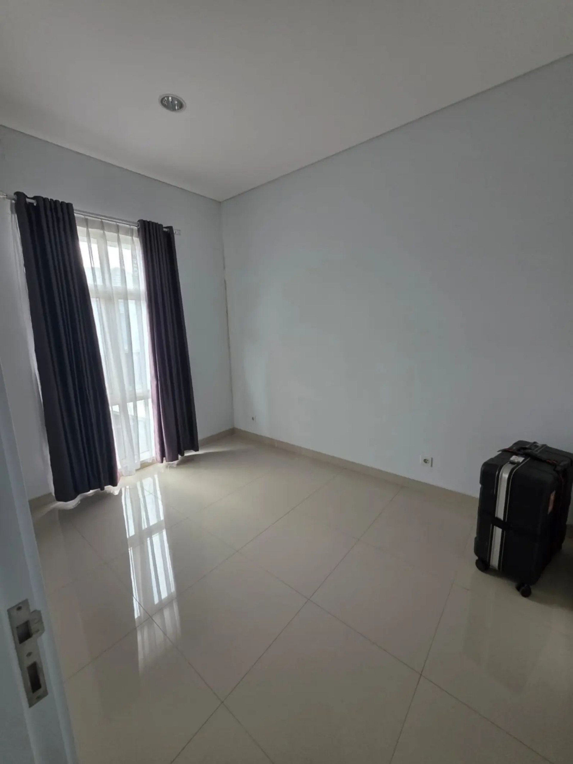 Rumah Disewa di Tangerang, foto 9 dari 9