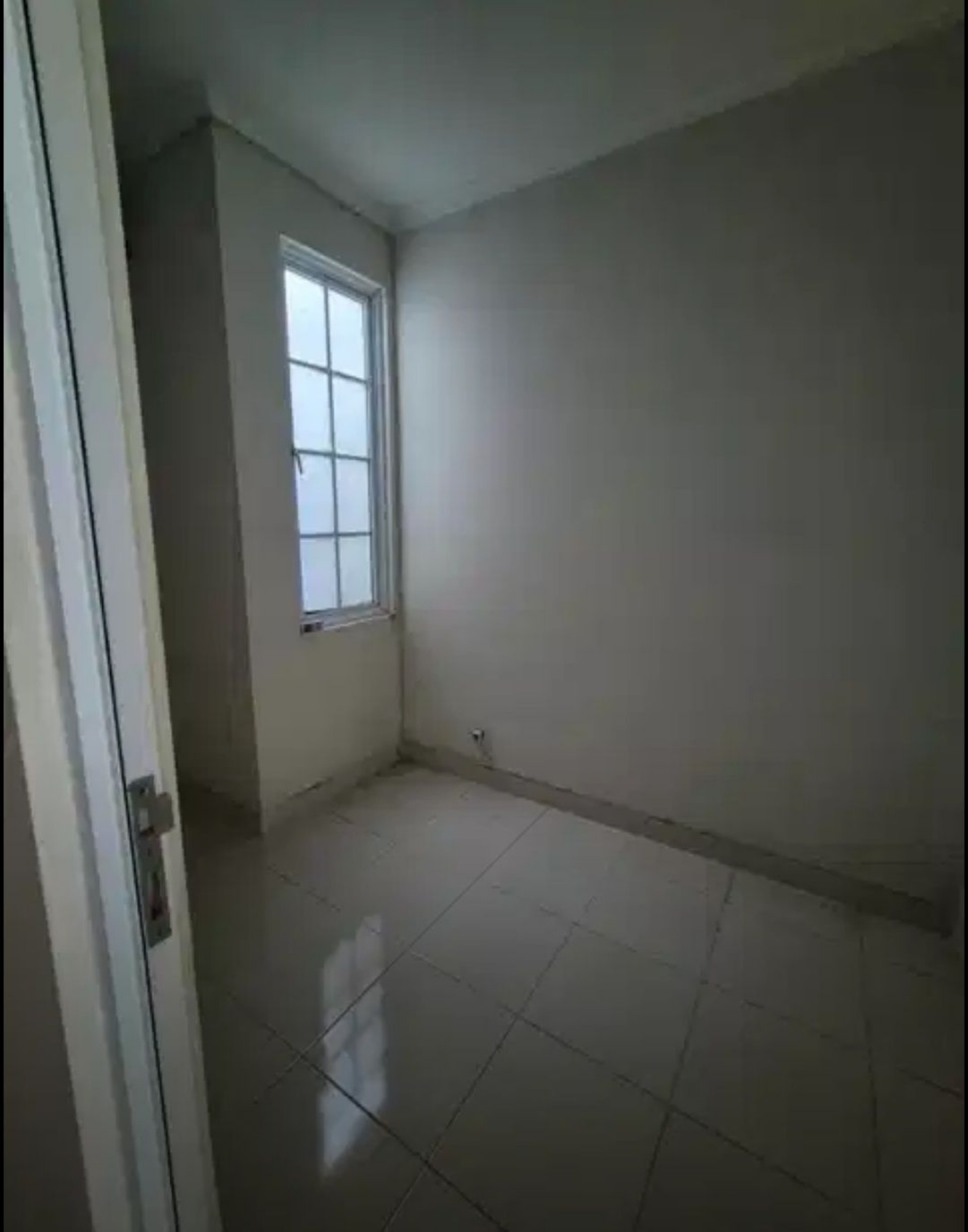 Rumah Disewa di Tangerang, foto 3 dari 9