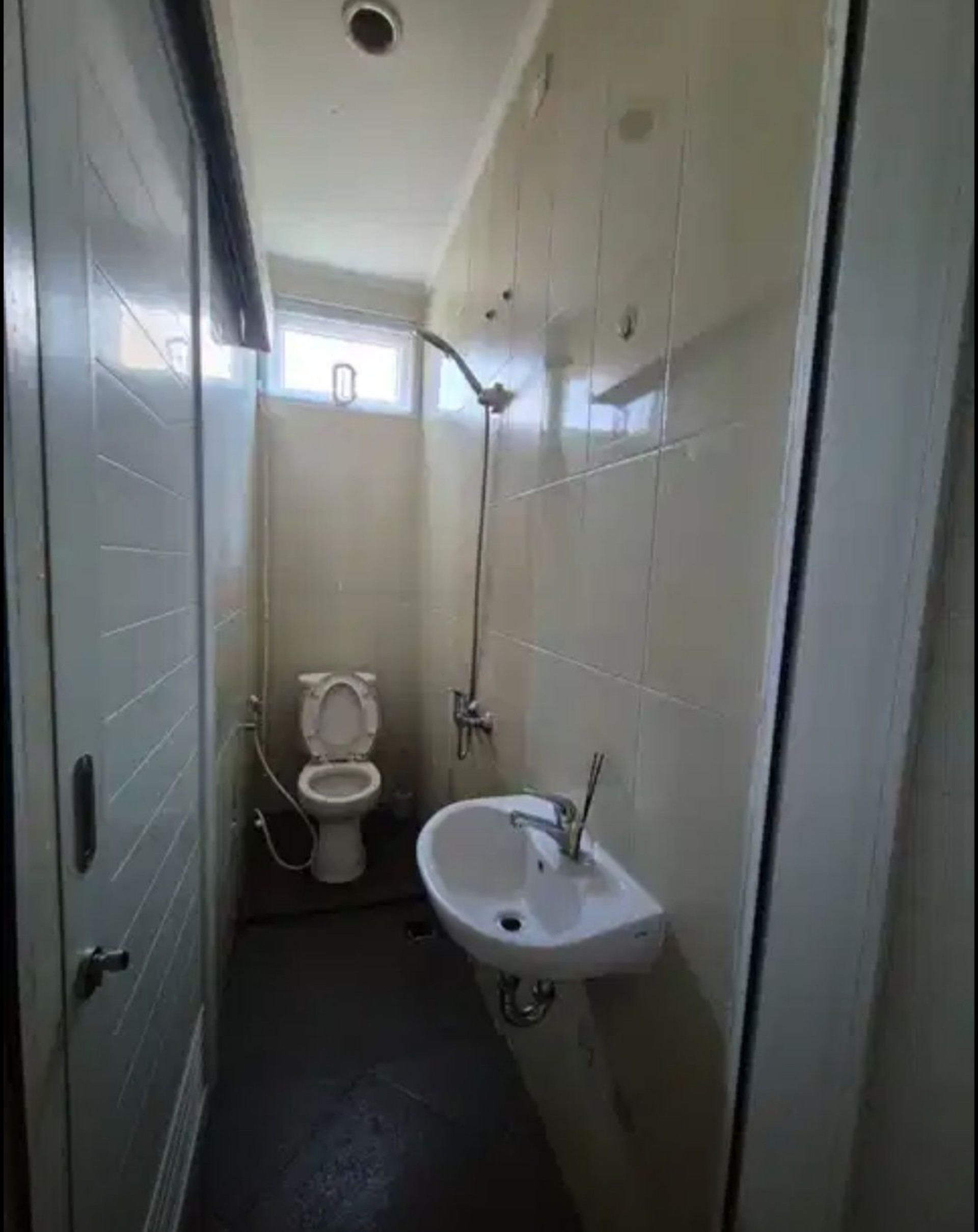 Rumah Disewa di Tangerang, foto 4 dari 9