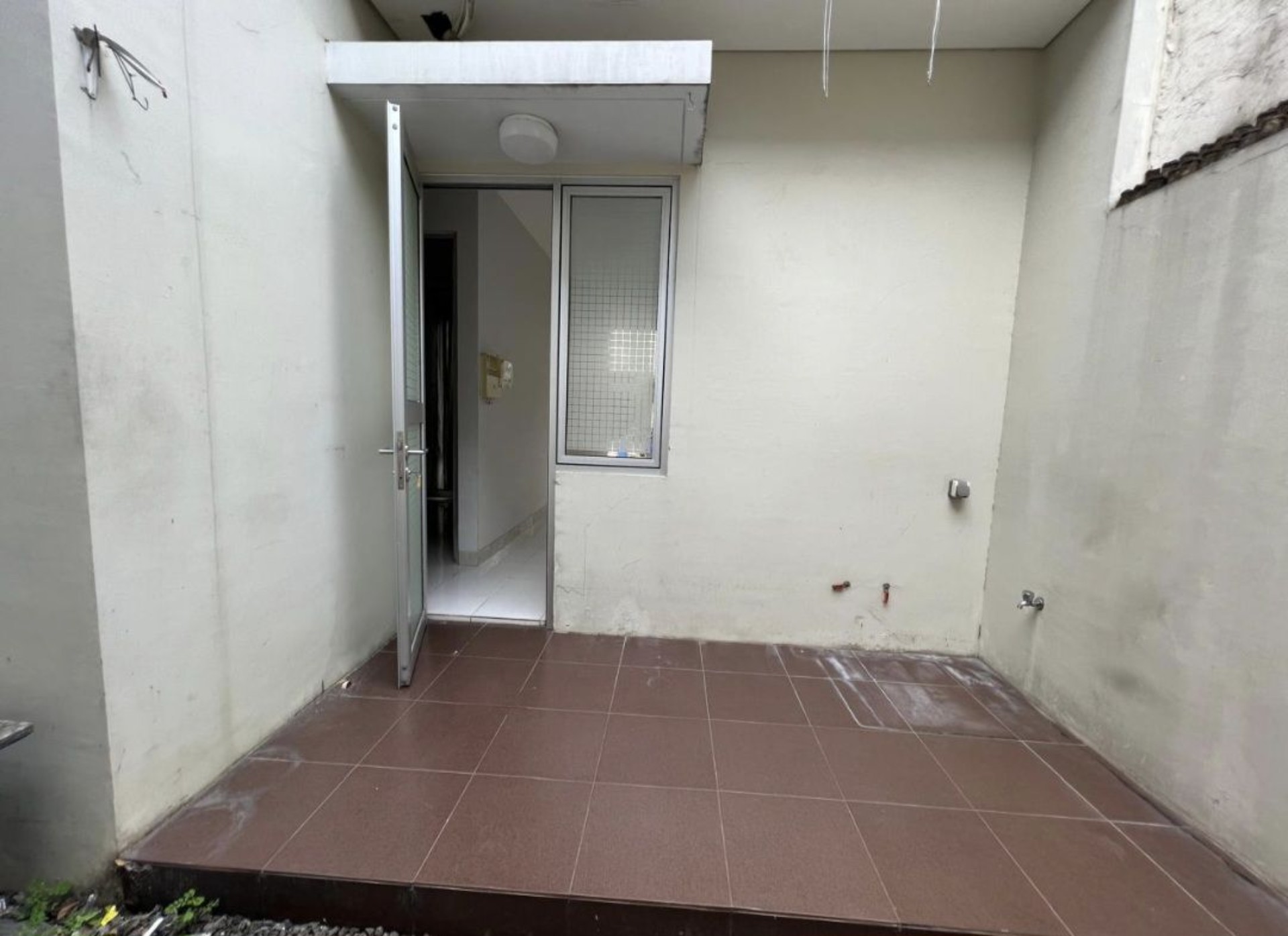 Rumah Disewa di Tangerang, foto 4 dari 6