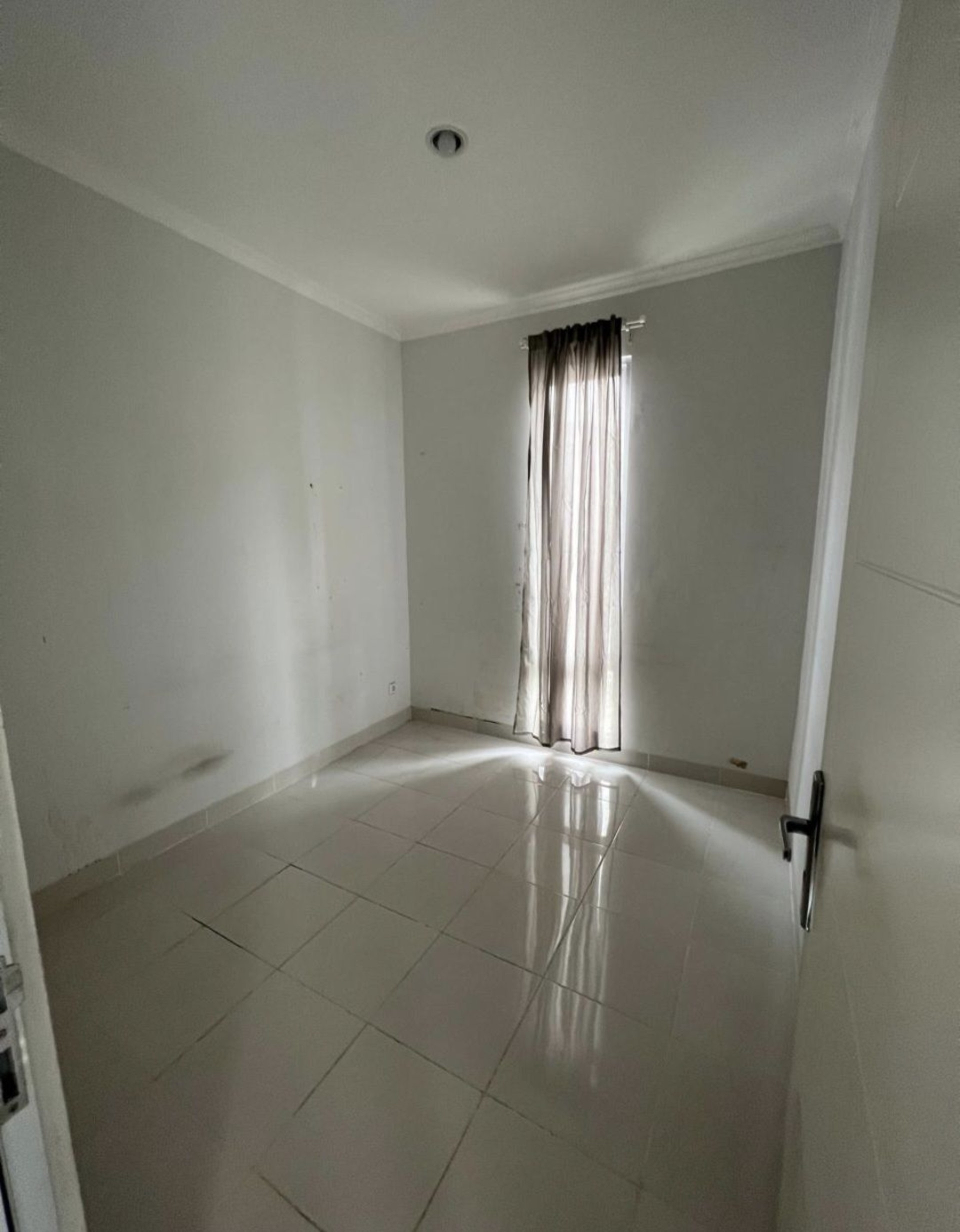 Rumah Disewa di Tangerang, foto 5 dari 6