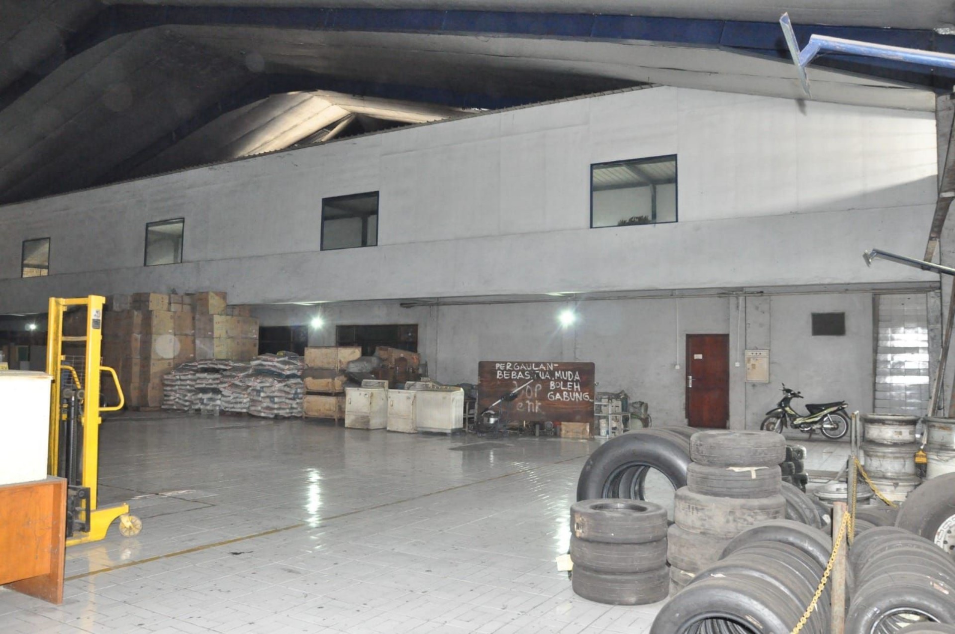 Gudang Dijual di Tangerang, foto 5 dari 10