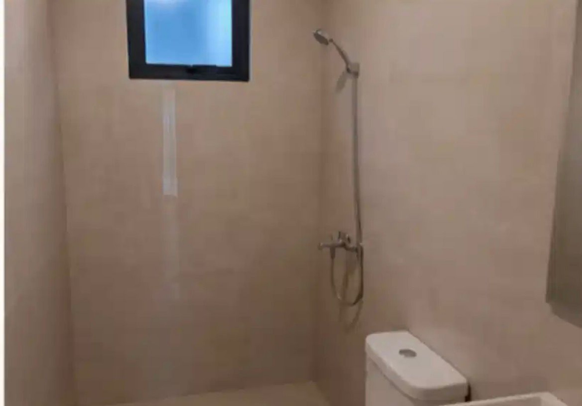 Rumah Dijual di Tangerang, foto 9 dari 10