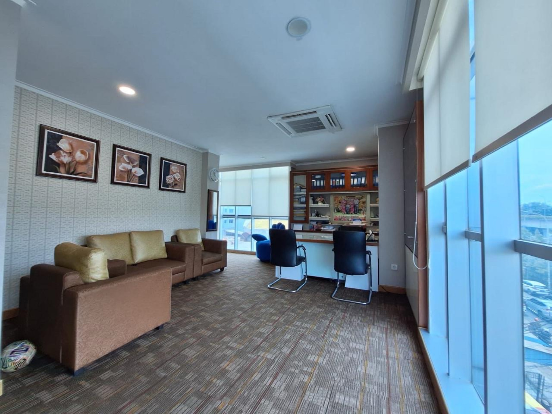 Ruko Dijual di Jakarta Pusat, foto 1 dari 10
