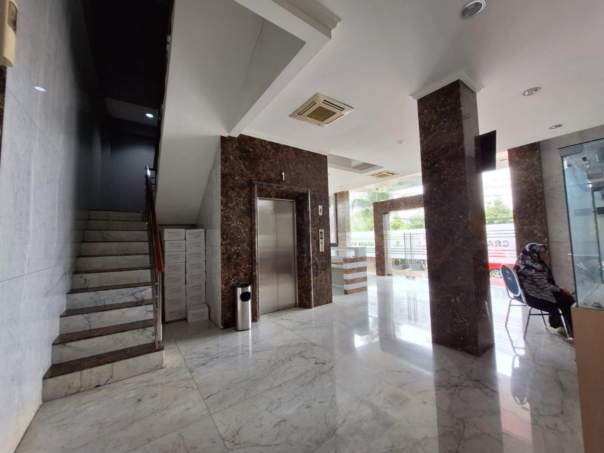 Ruko Dijual di Jakarta Pusat, foto 1 dari 10