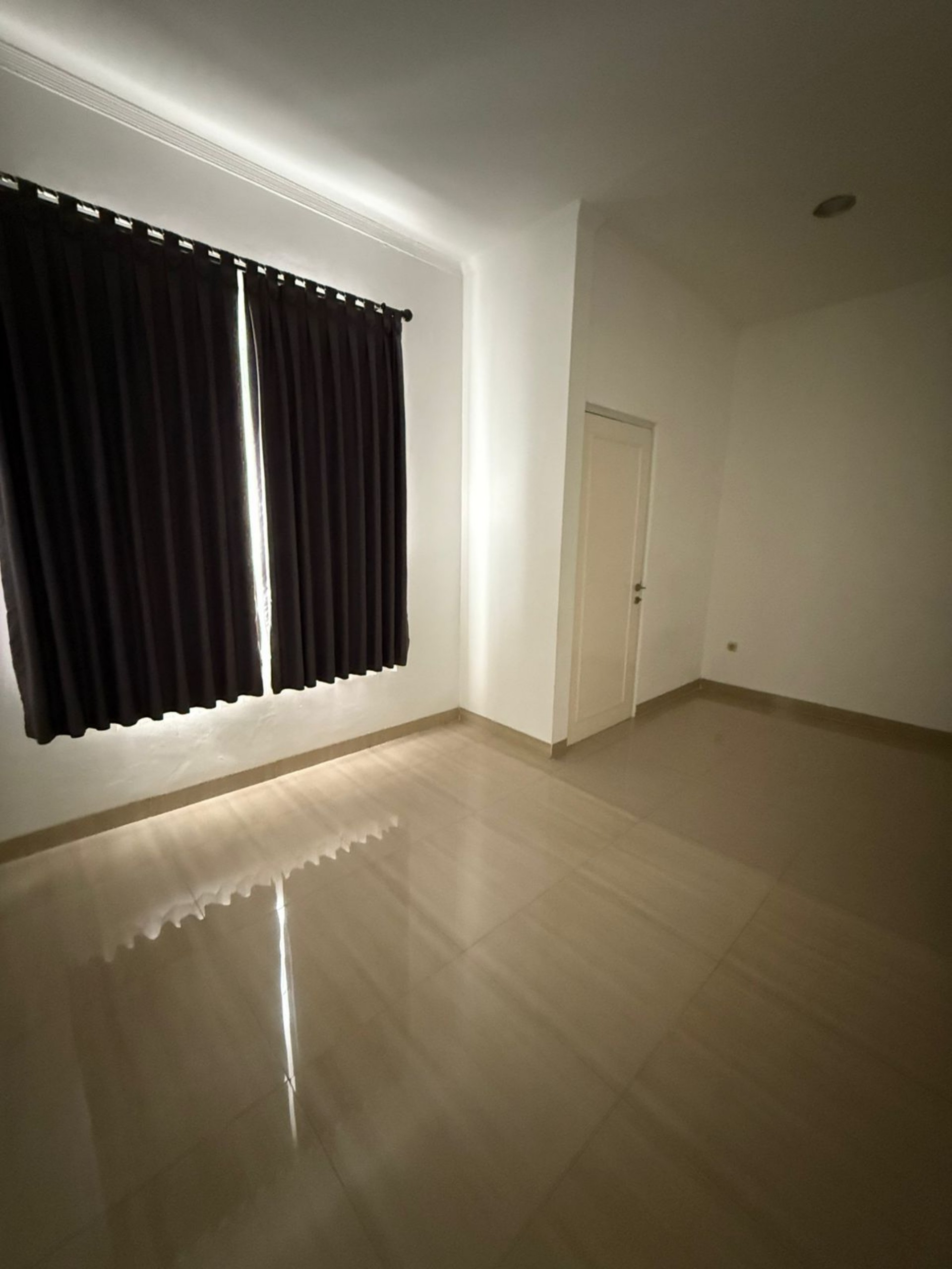 Rumah Dijual di Tangerang, foto 2 dari 10