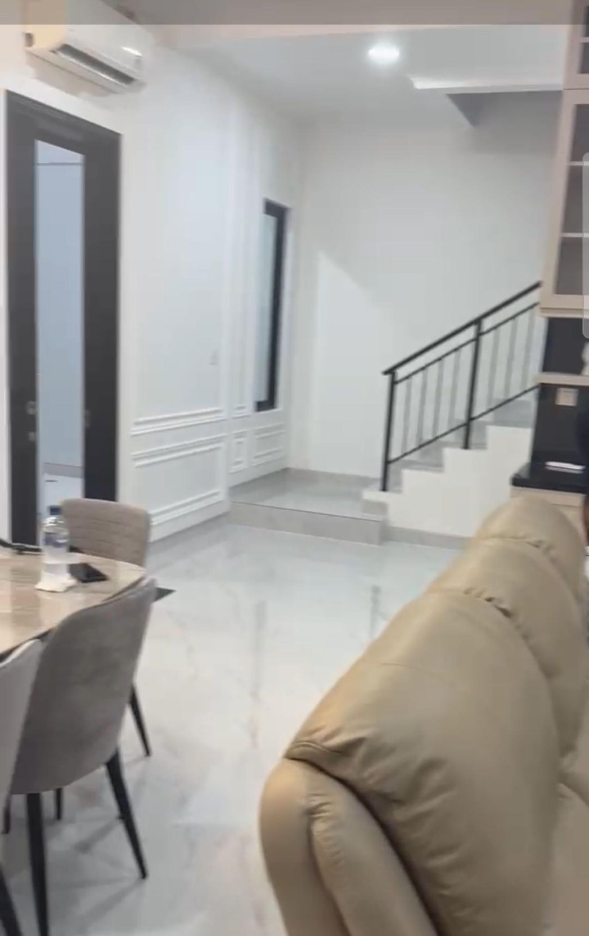Rumah Disewa di Jakarta Utara, foto 3 dari 10