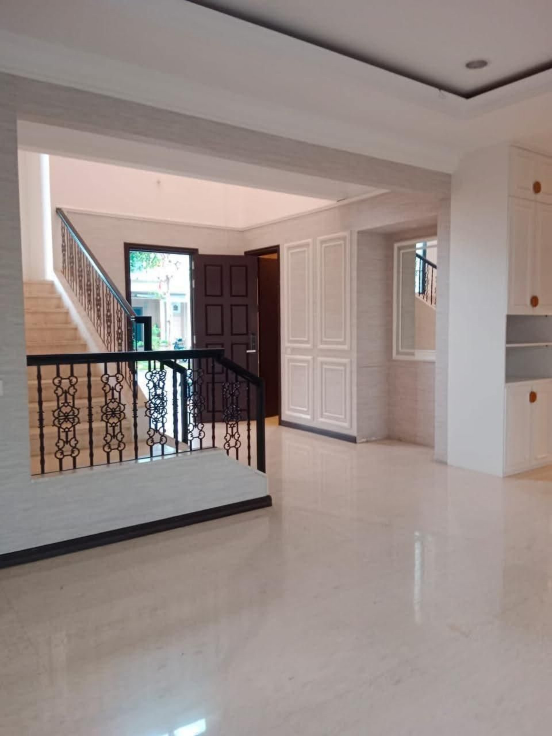 Rumah Dijual di Tangerang, foto 4 dari 10