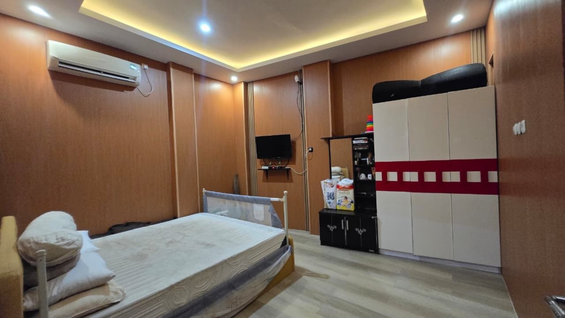 Rumah Dijual di Jakarta Barat, foto 6 dari 10