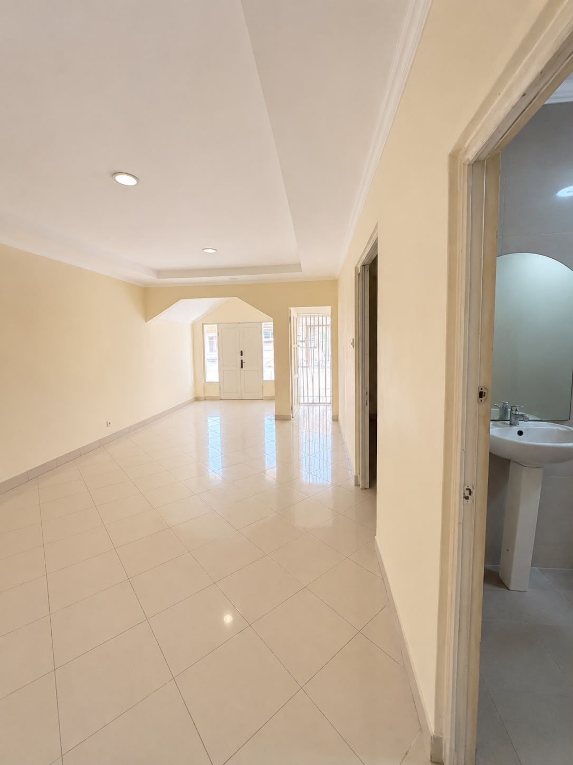 Rumah Dijual di Jakarta Barat, foto 4 dari 10