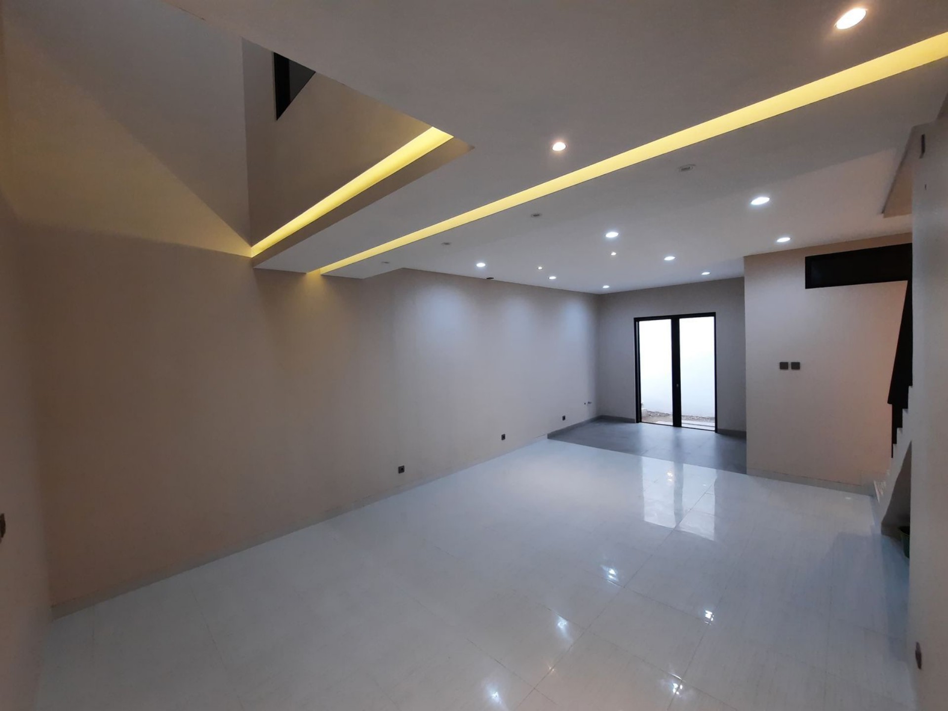 Rumah Dijual di Tangerang, foto 7 dari 10