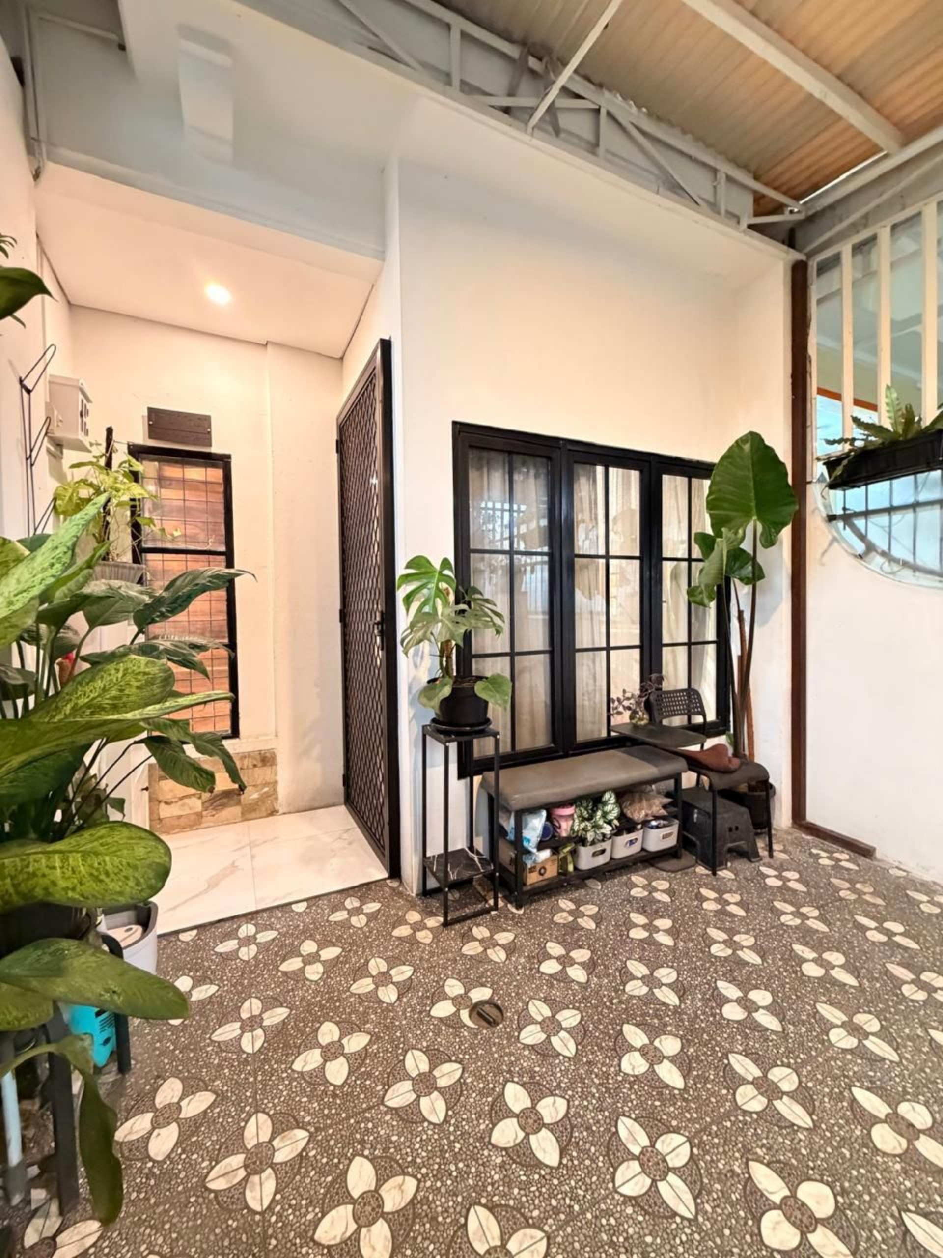 Rumah Dijual di Jakarta Barat, foto 9 dari 10