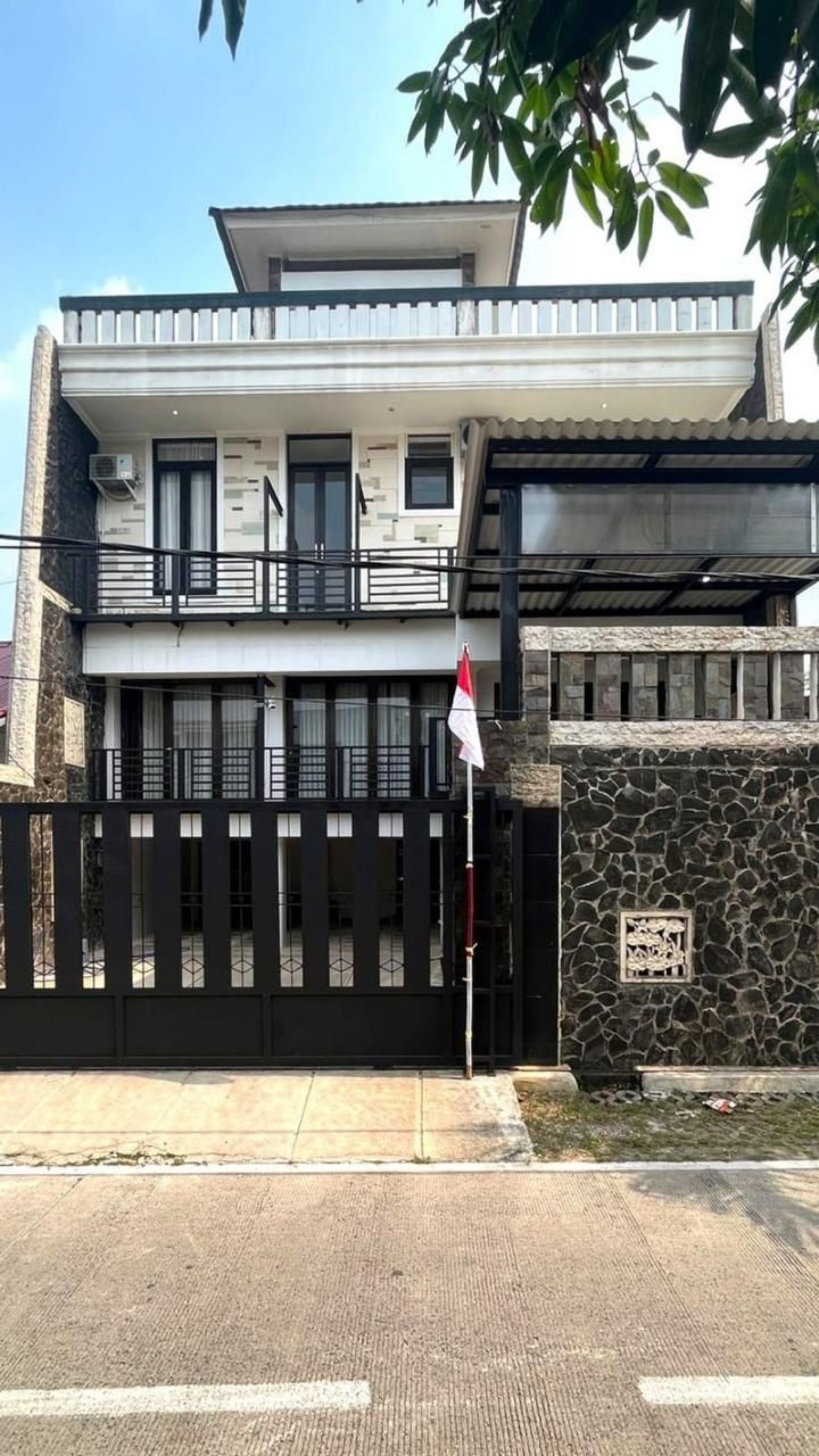 Rumah Dijual di Tangerang, foto 2 dari 10