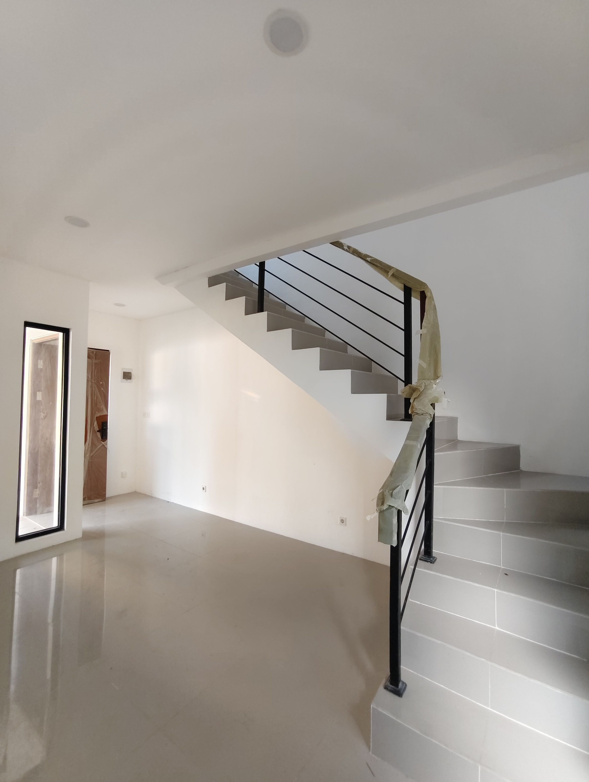 Rumah Dijual di Tangerang, foto 1 dari 10